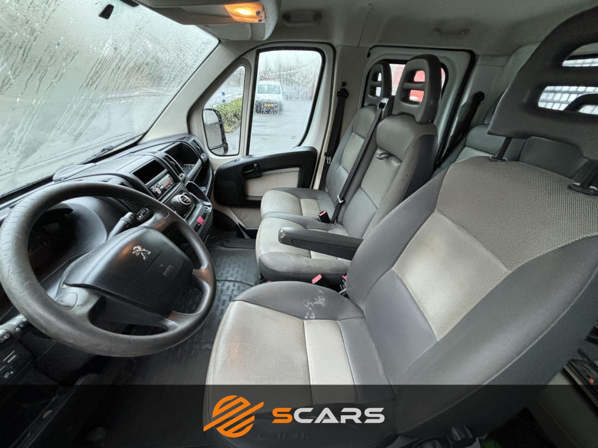 Peugeot Boxer Plateau Double cabine 6 places 2.2 Hdi L4H2 (2016) - Foto 6