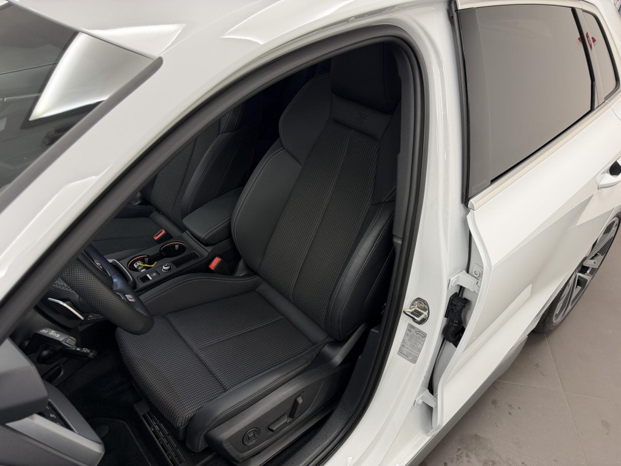 Audi A3 Sportback S line 35 TFSI 150 CV / 110 kW S tronic (2024) - Photo 7