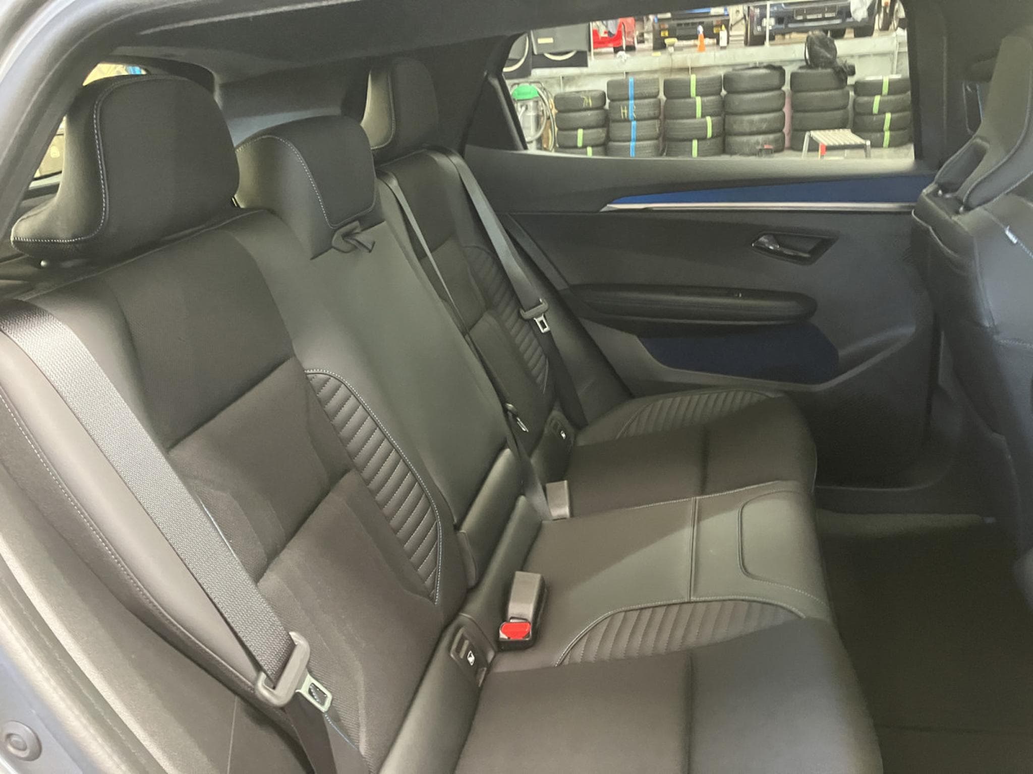 Renault Scenic E-TECH 220 Esprit Alpine Long Range 87Kw/h (2024) - Photo 12