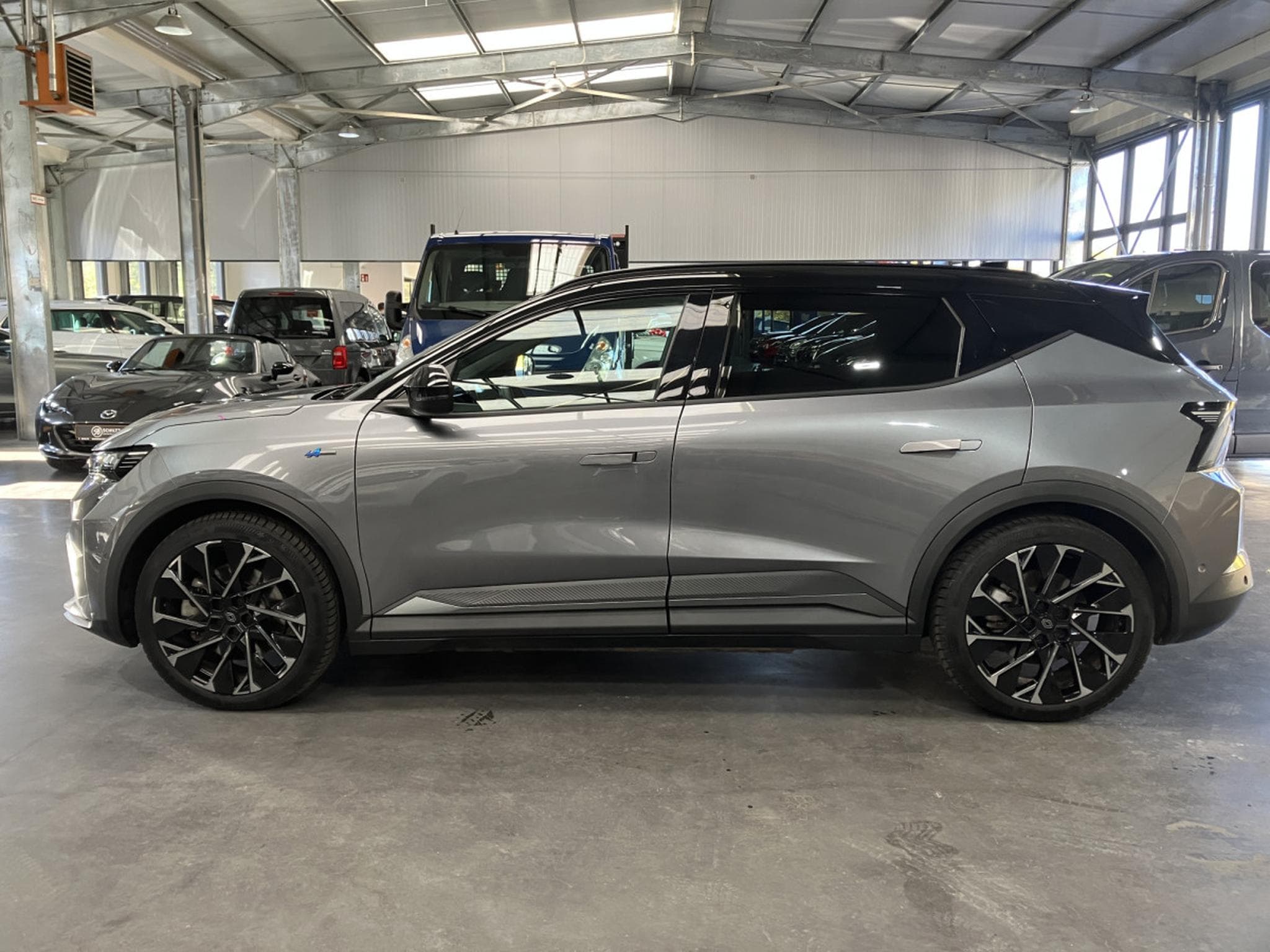 Renault Scenic E-TECH 220 Esprit Alpine Long Range 87Kw/h (2024) - Photo 6