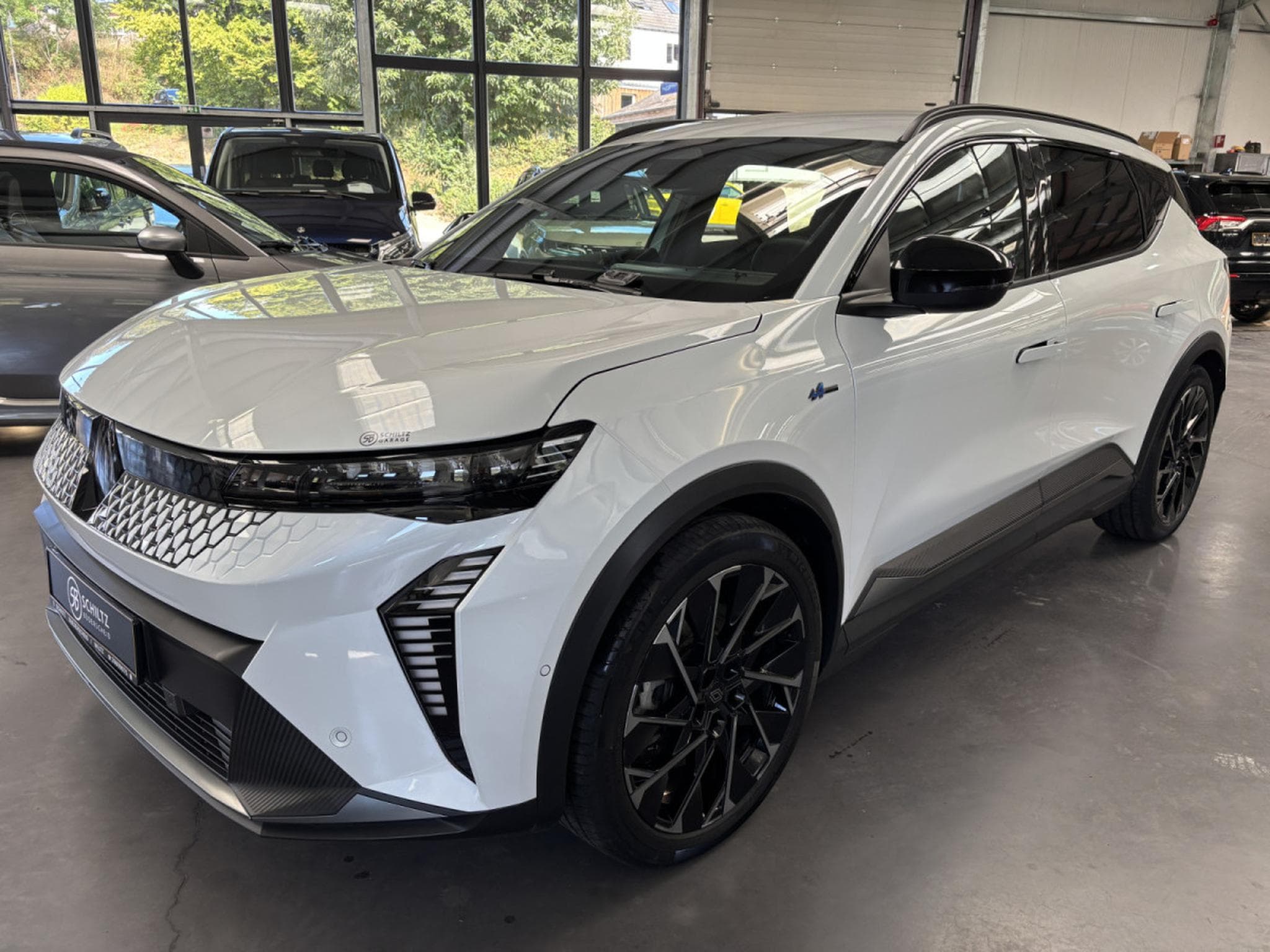 Renault Scenic E-TECH 220 Esprit Alpine Long Range 87Kw/h (2024) - Photo 6