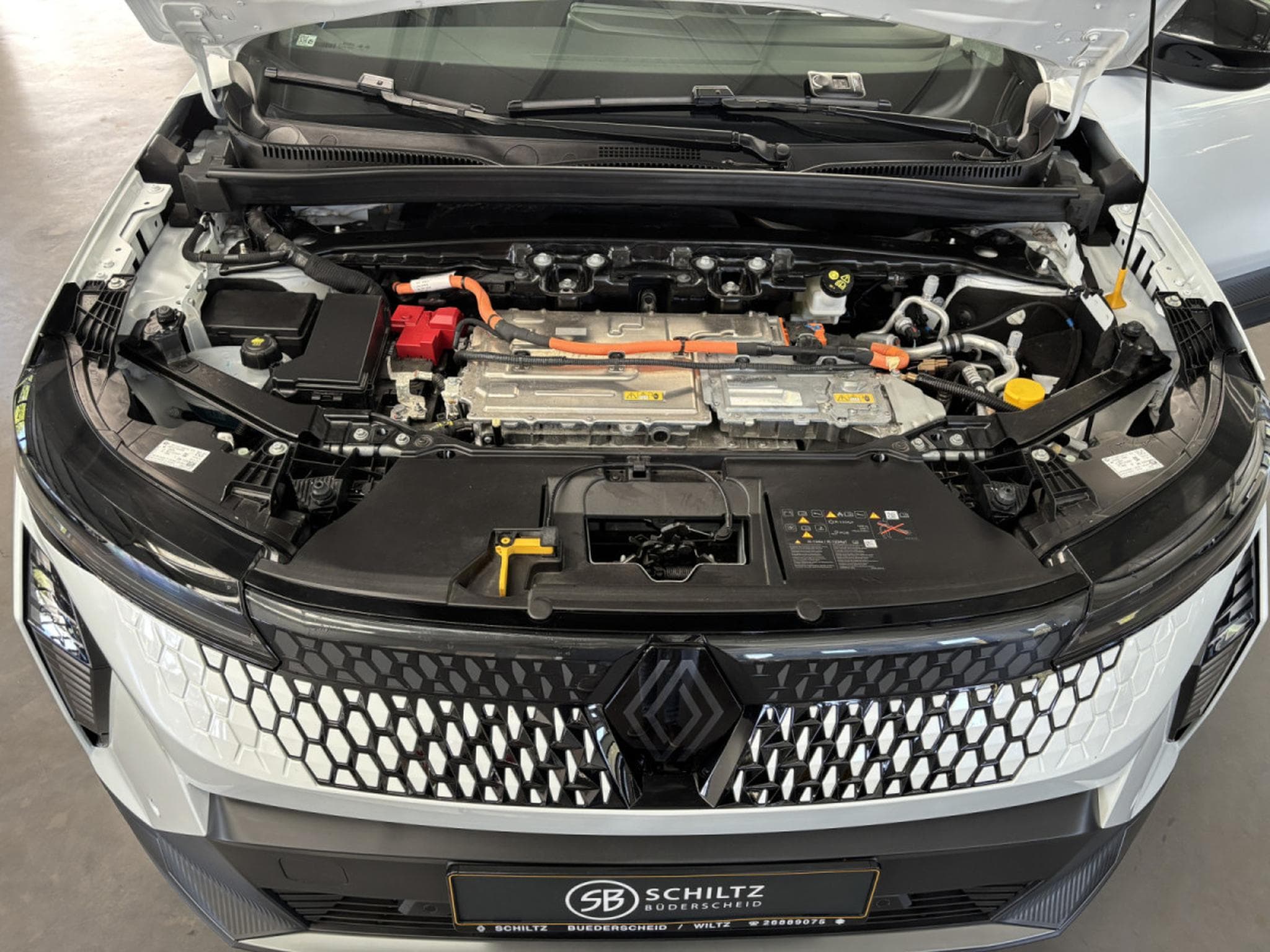 Renault Scenic E-TECH 220 Esprit Alpine Long Range 87Kw/h (2024) - Photo 9
