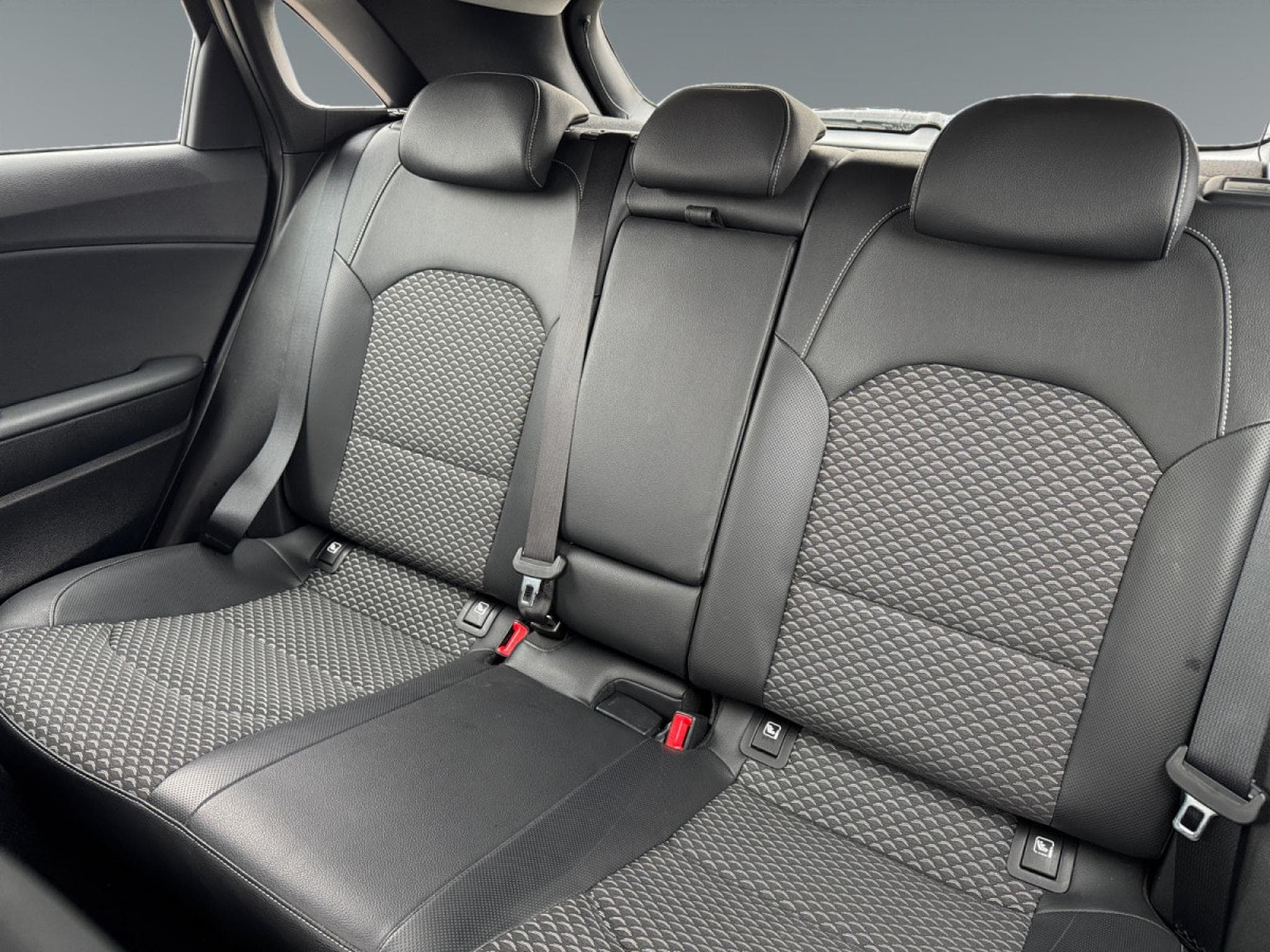 Kia Ceed Pulse 1.0T ISG (2024) - Foto 16