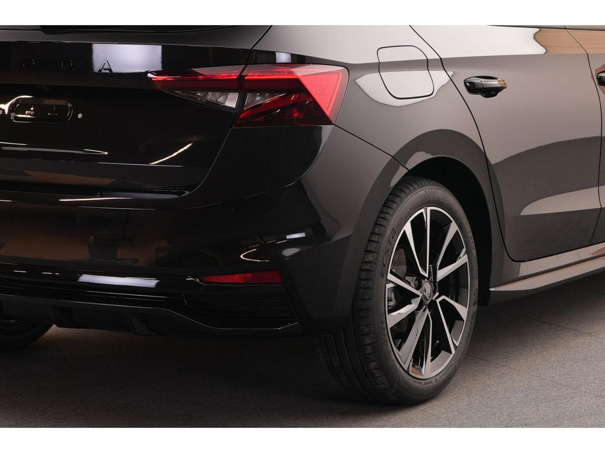 Skoda Fabia Monte Carlo 1.0 TSI 85kW-116CV DSG7 - Garantie 5 ans/100.000 (2026) - Photo 14