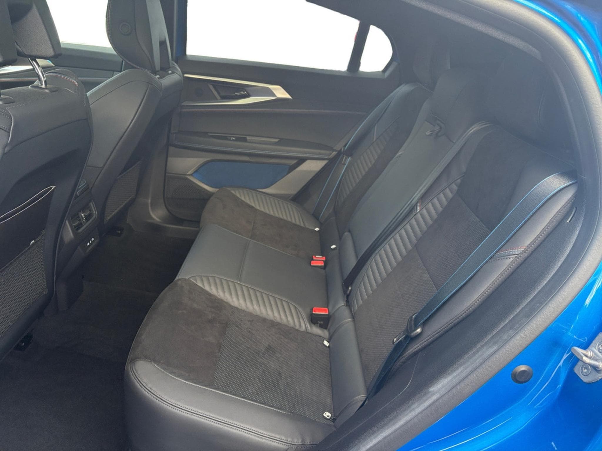 Renault Rafale Esprit Alpine E-tech full hybrid 4Control (2024) - Photo 10