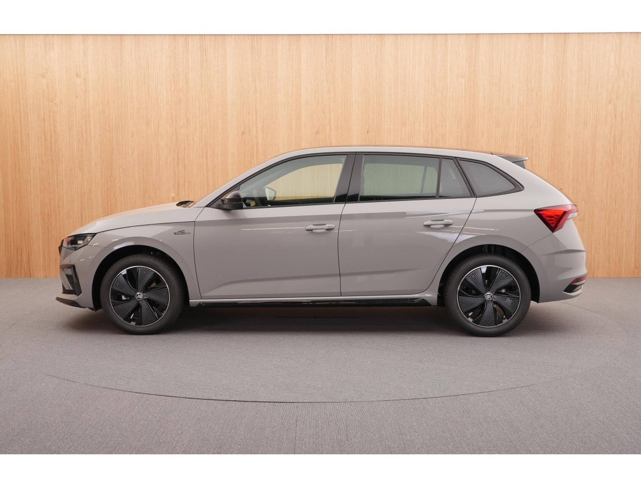 Skoda Scala Monte Carlo 1.0 TSI DSG 85kw-116cv DSG7 (2026) - Photo 8