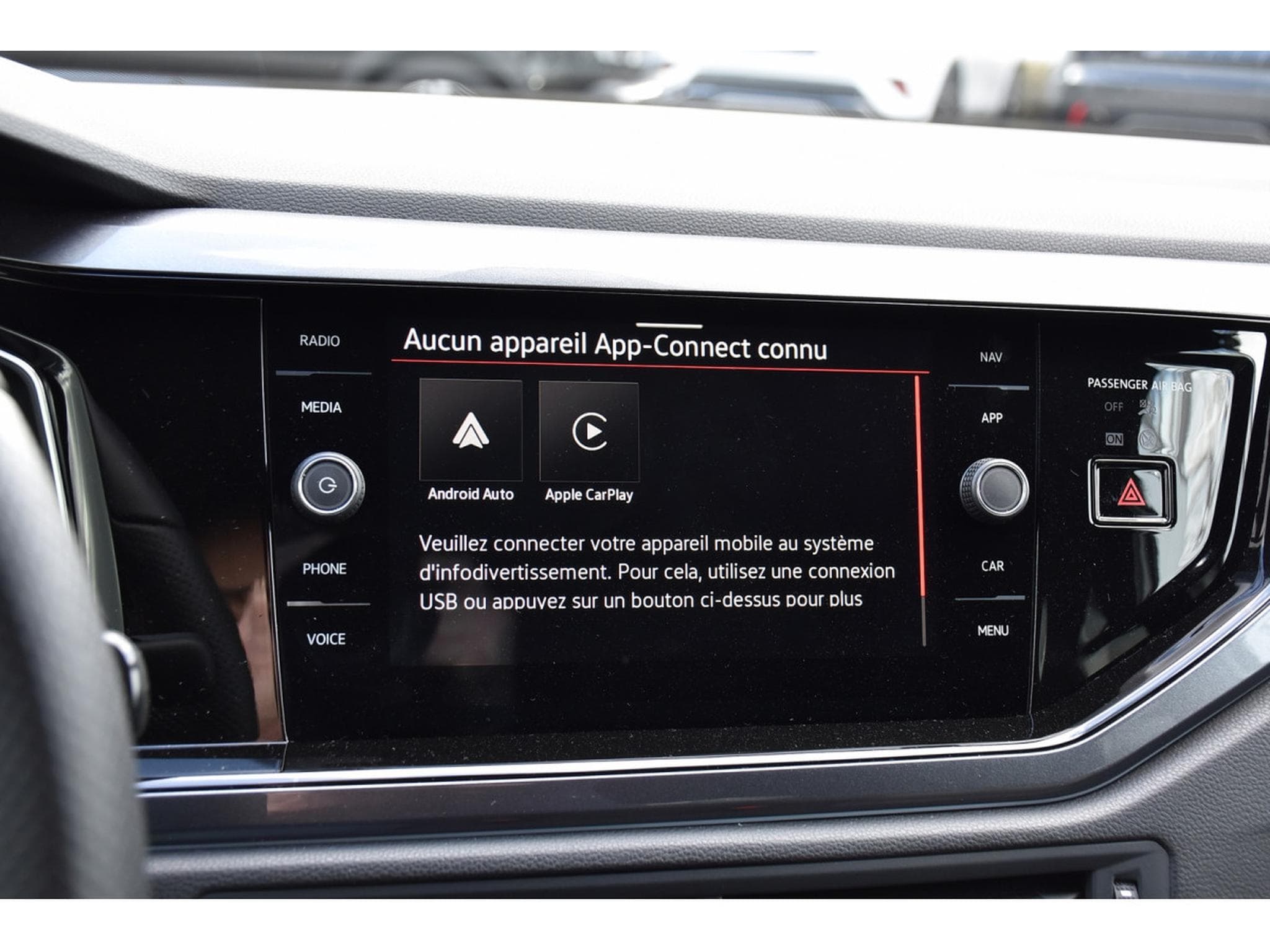 VW Polo 2.0 TSI DSG ACC TRAVEL LANE SIDE IQ.LIGHT PARK ASSIST 1°MAIN (2024) - Photo 12