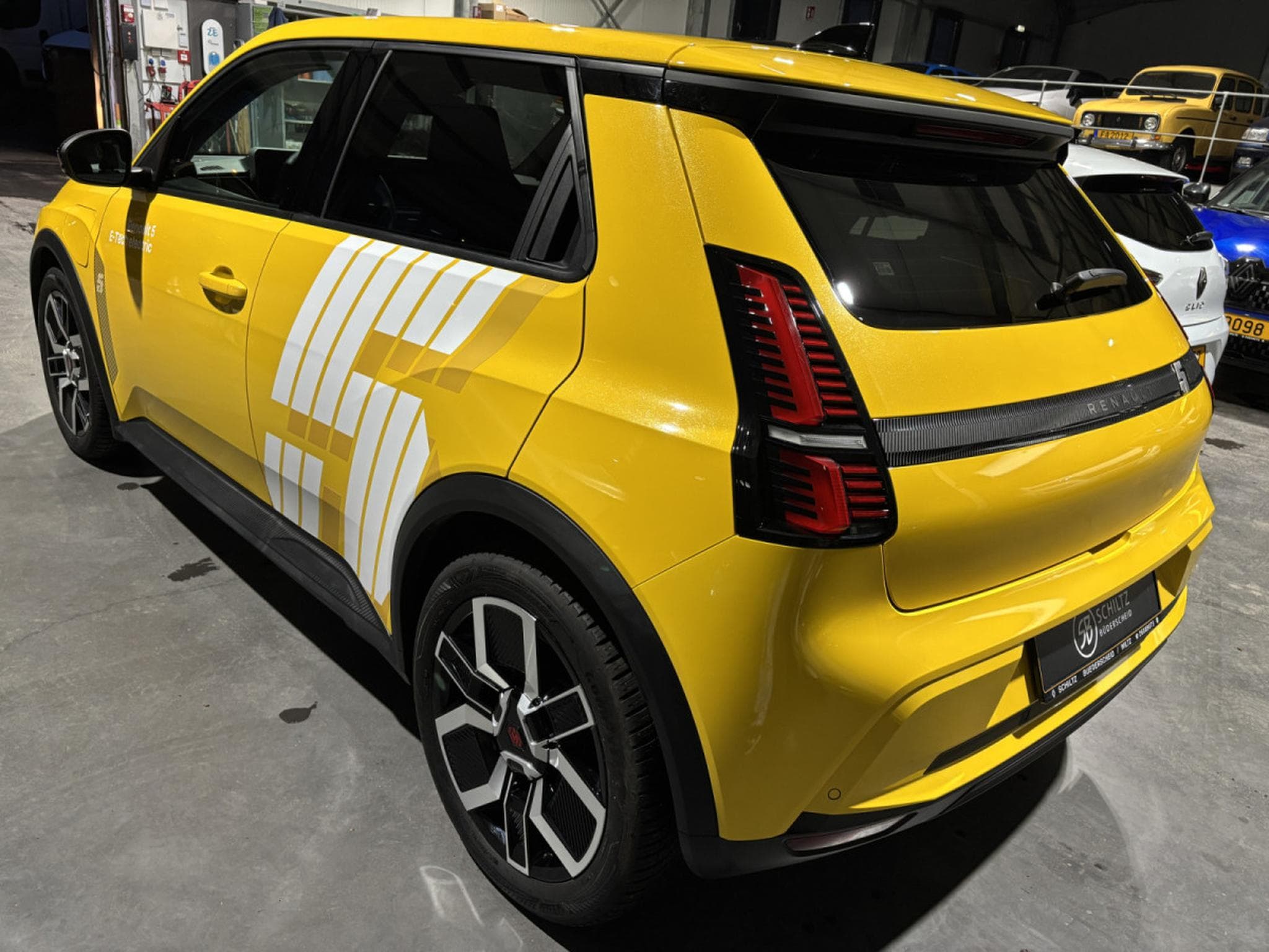 Renault 5 E-tech techno 150hp 52kwh (2025) - Photo 4