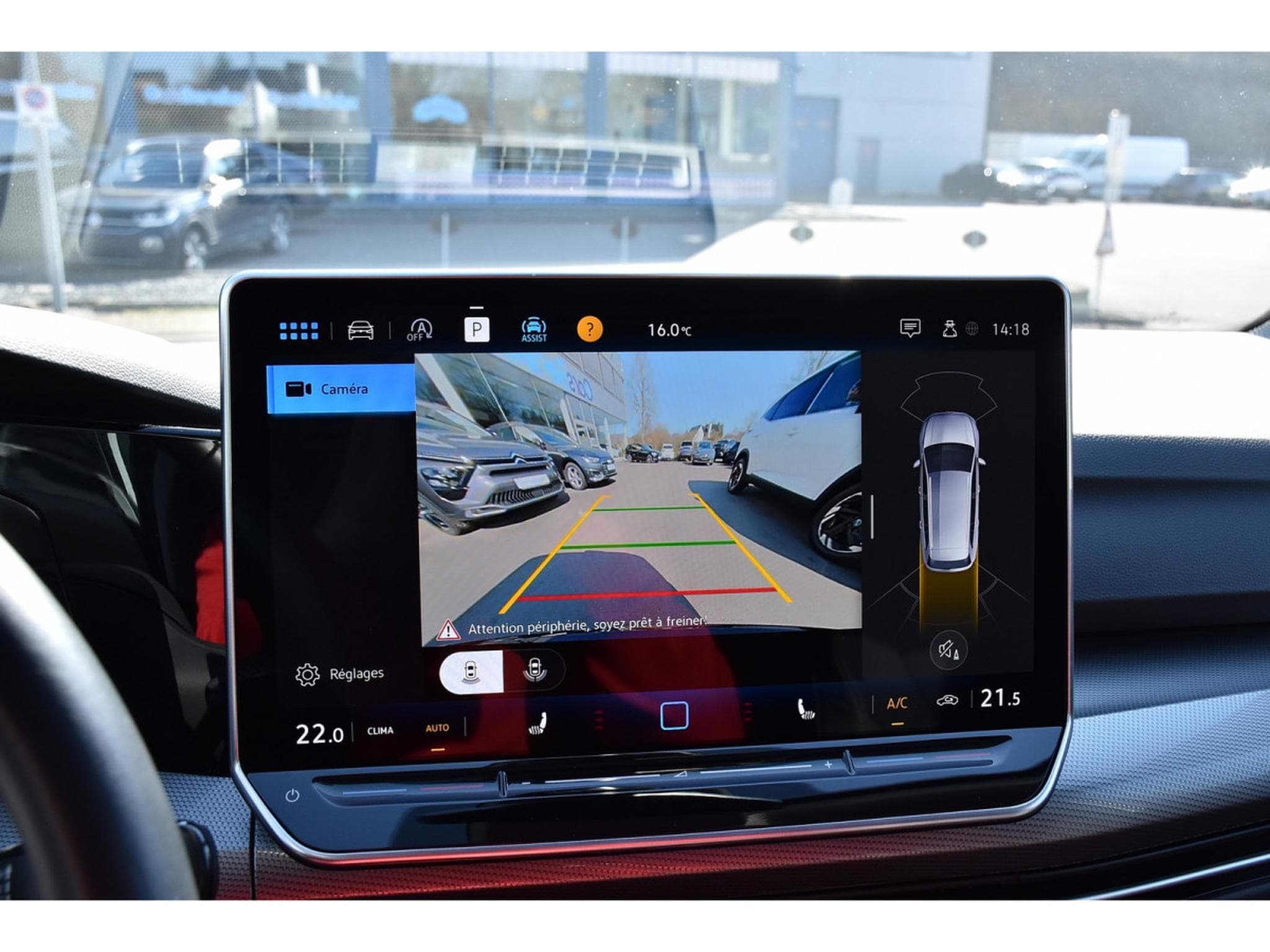 VW Golf Variant 1.5 TSI Style PANO ACC TRAVEL SIDE SG CHFF CAM 1° MA (2024) - Photo 16