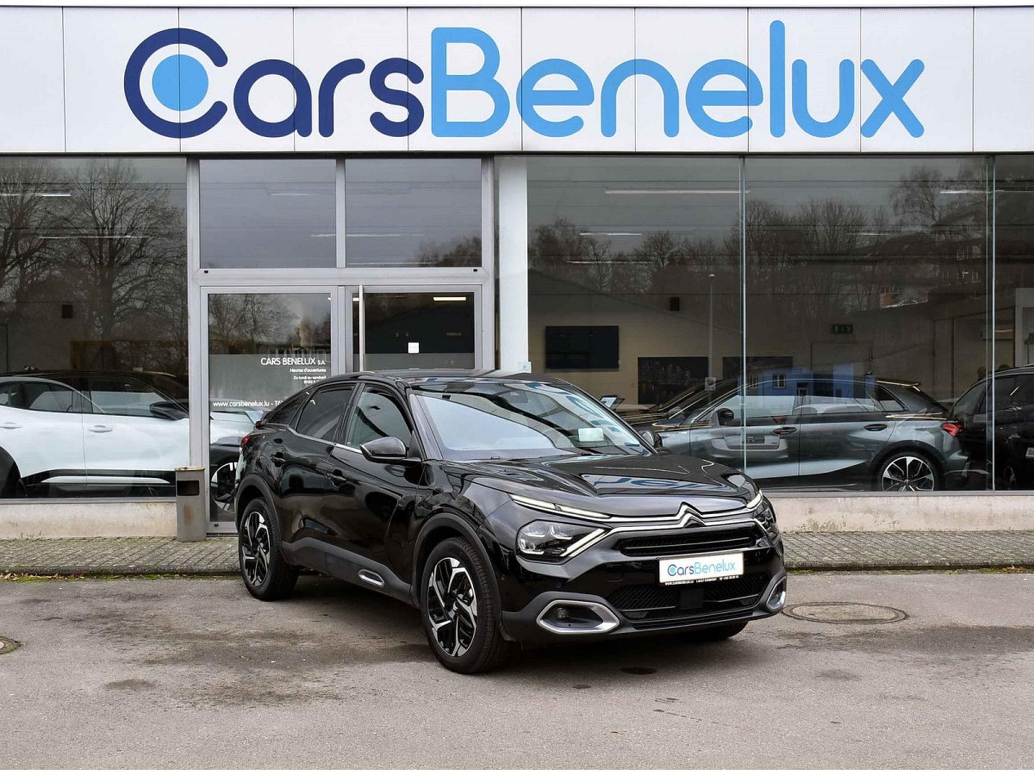 Citroën C4 1.2 PureTech 130 EAT8 MAX CUIR ACC SIDE HUD CAM360 1° MAIN (2024) - Photo 1