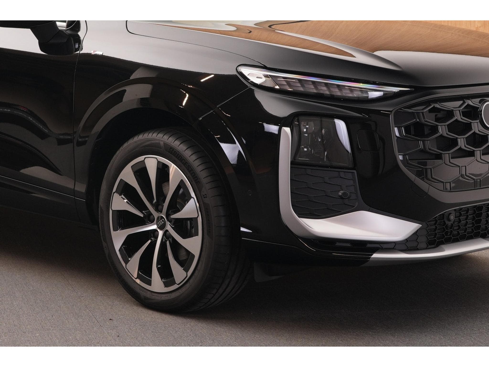 Audi Q3 35 TFSI S line 110 kW-150CV S tronic - Jantes 19" - Leds - C (2026) - Photo 13