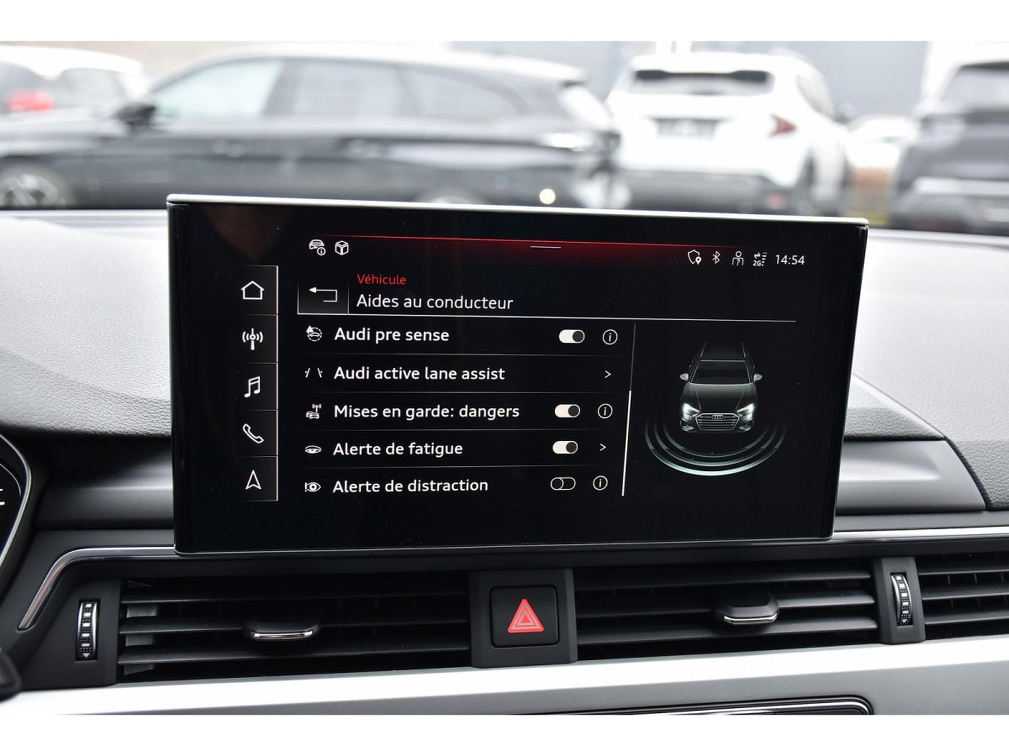 Audi A4 Avant 30 TDI Advanced S-Tronic GPS LANE GARANTIE 05/2029 (2024) - Photo 14