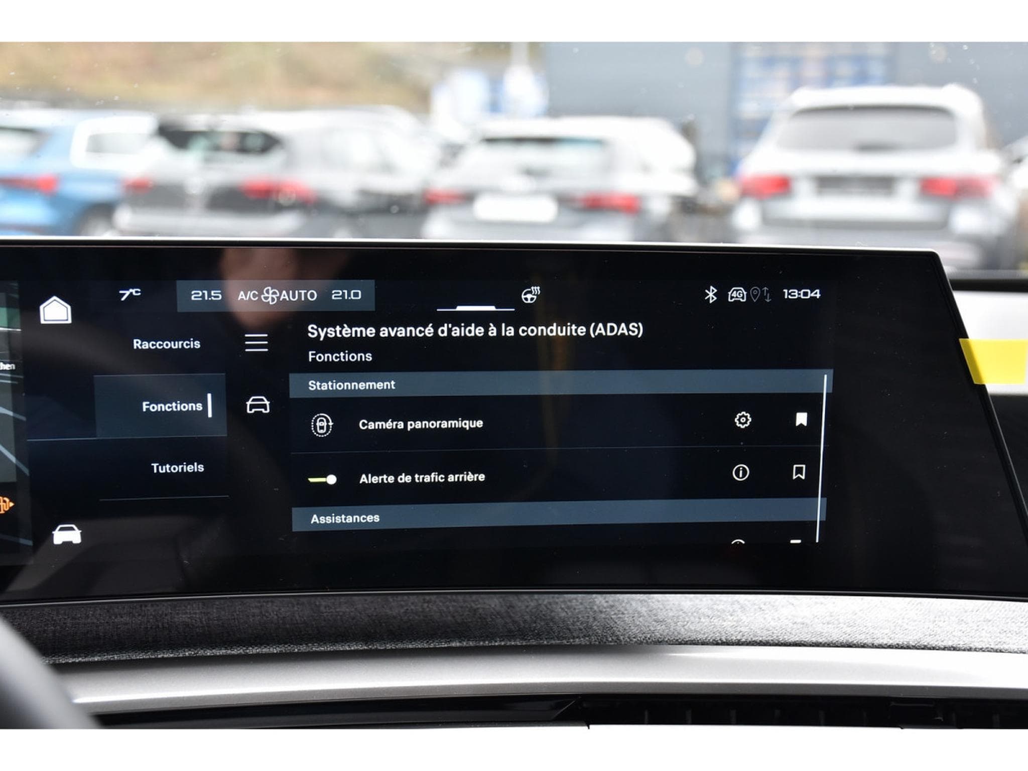 Peugeot 3008 1.2 Hybrid 145 Allure e-DSC6 ACC CAM360 JA19 NEUF (2025) - Photo 15