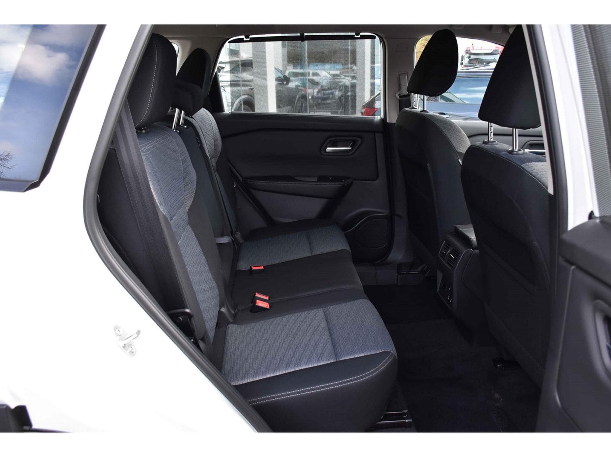 Nissan X-Trail 1.5 MHEV X-Tronic 7PL. SG CHFF ACC LANE SIDE CAM NEUF (2026) - Photo 8