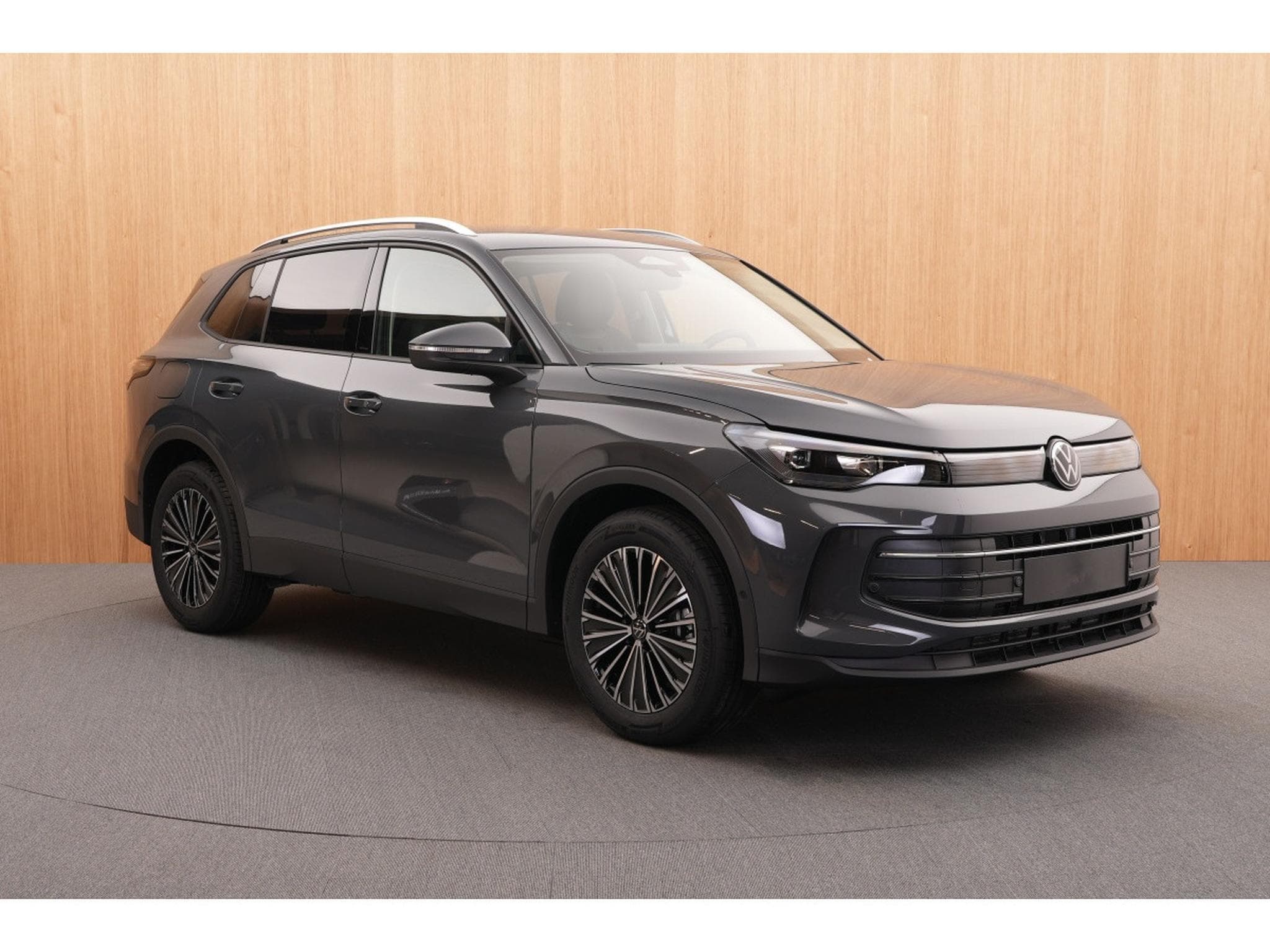 VW Tiguan Life 2.0 TDI DSG 110kw-150cv - Garantie 5 ans/100.000 Kms - (2025) - Photo 9