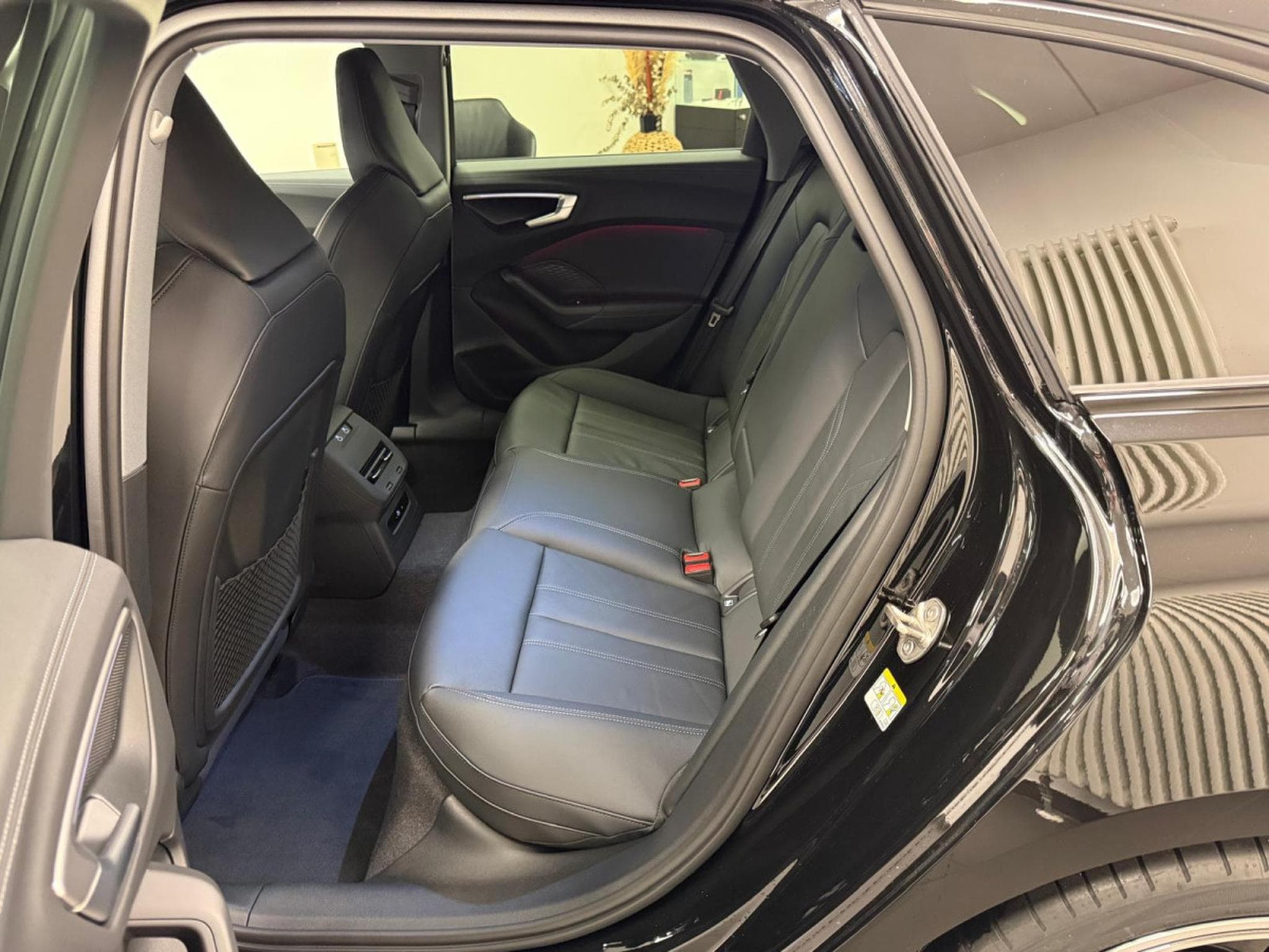 Audi A5 Avant TFSI S line 204 CV / 150 kW S tronic (2026) - Photo 6