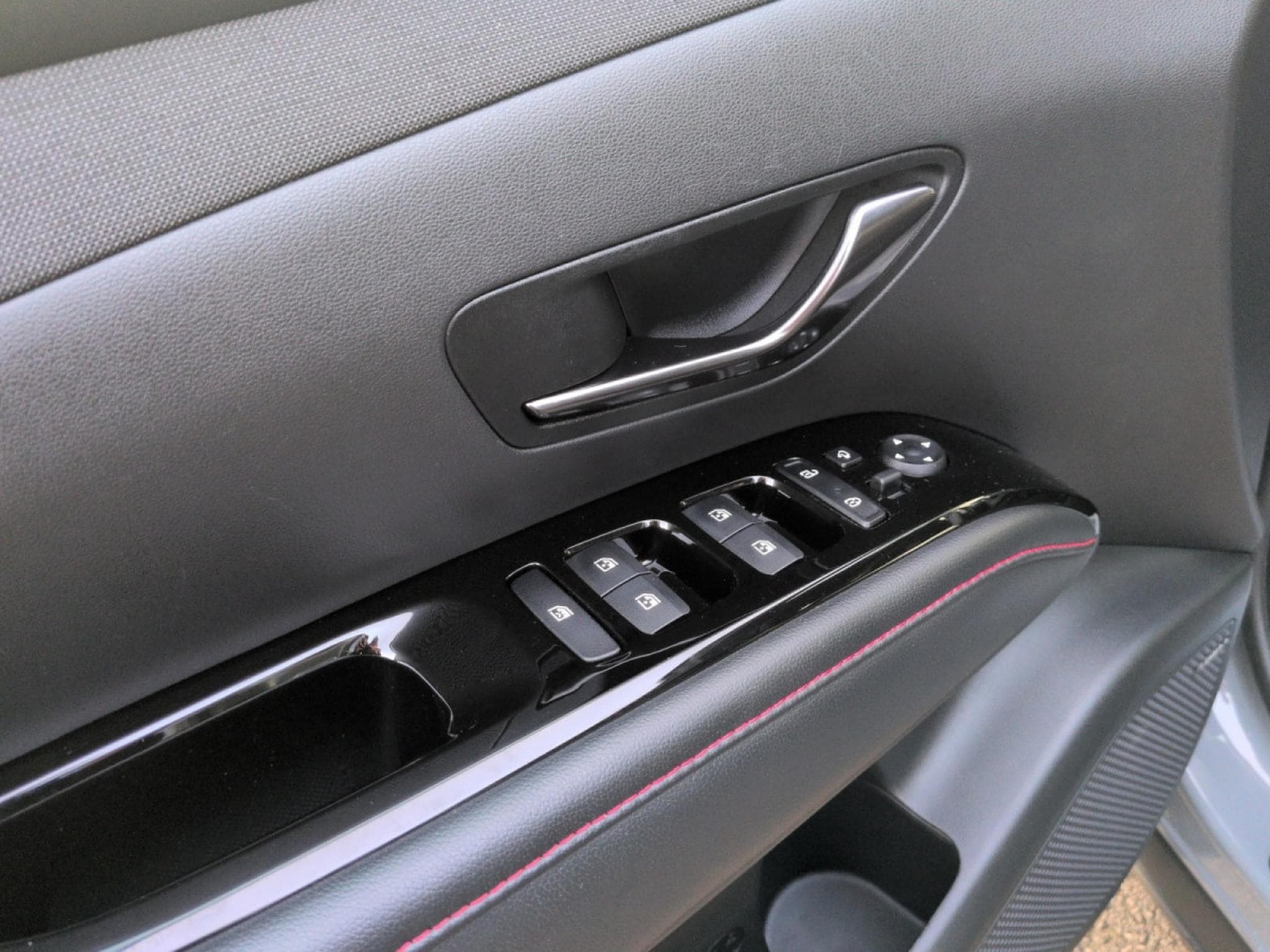 Hyundai Tucson PHEV 1.6 T-GDi 4WD Shine N-Line (2021) - Foto 11