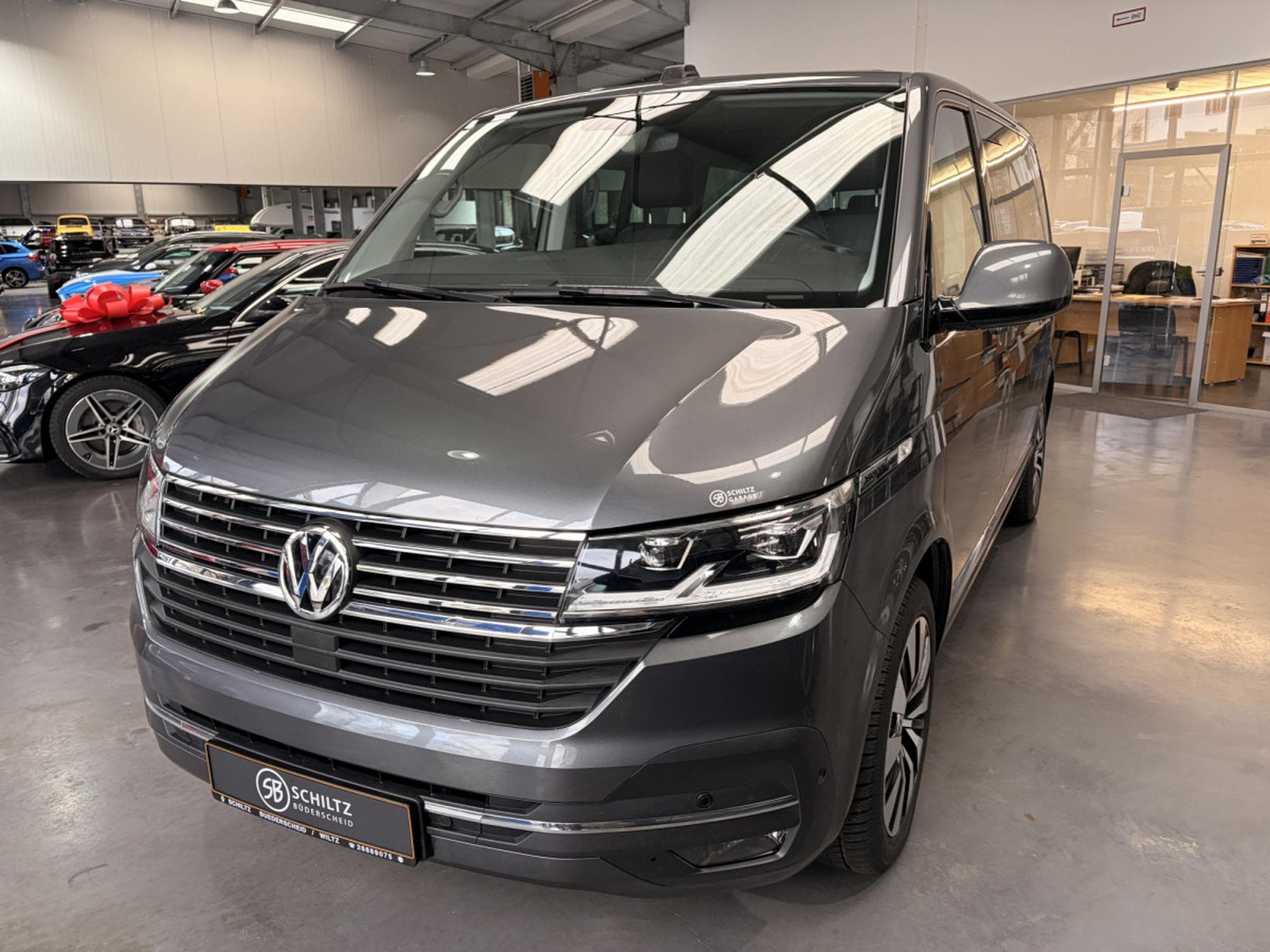 VW Multivan 2.0 Highline 4Motion (2022) - Photo 7