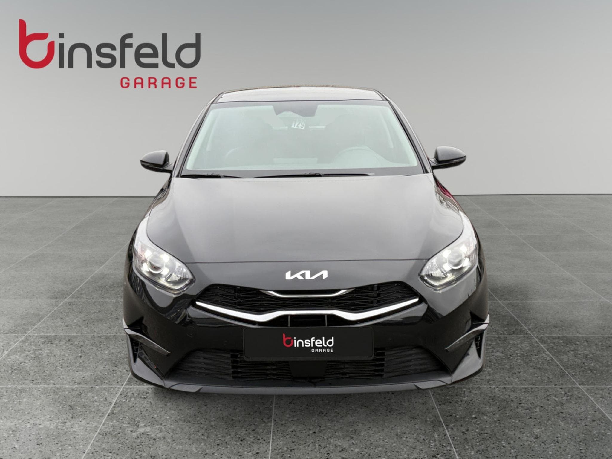 Kia Ceed Pulse 1.0 T-GDi 100 MHEV DCT7 (2025) - Foto 11