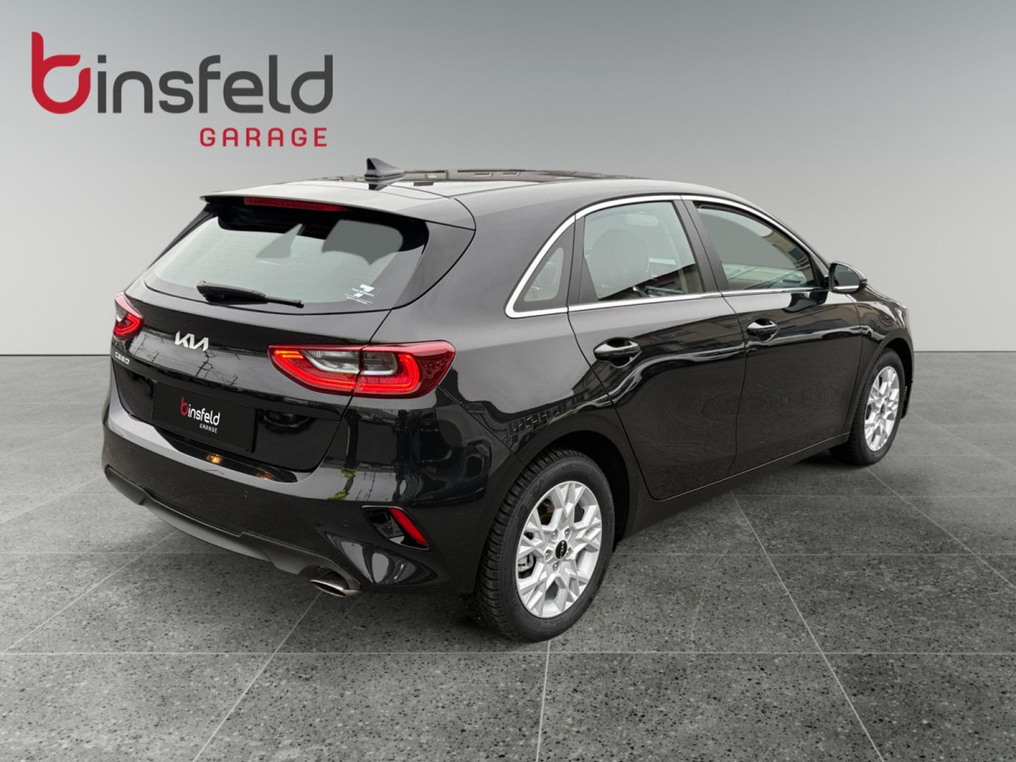 Kia Ceed Pulse 1.0 T-GDi 100 MHEV DCT7 (2025) - Foto 5