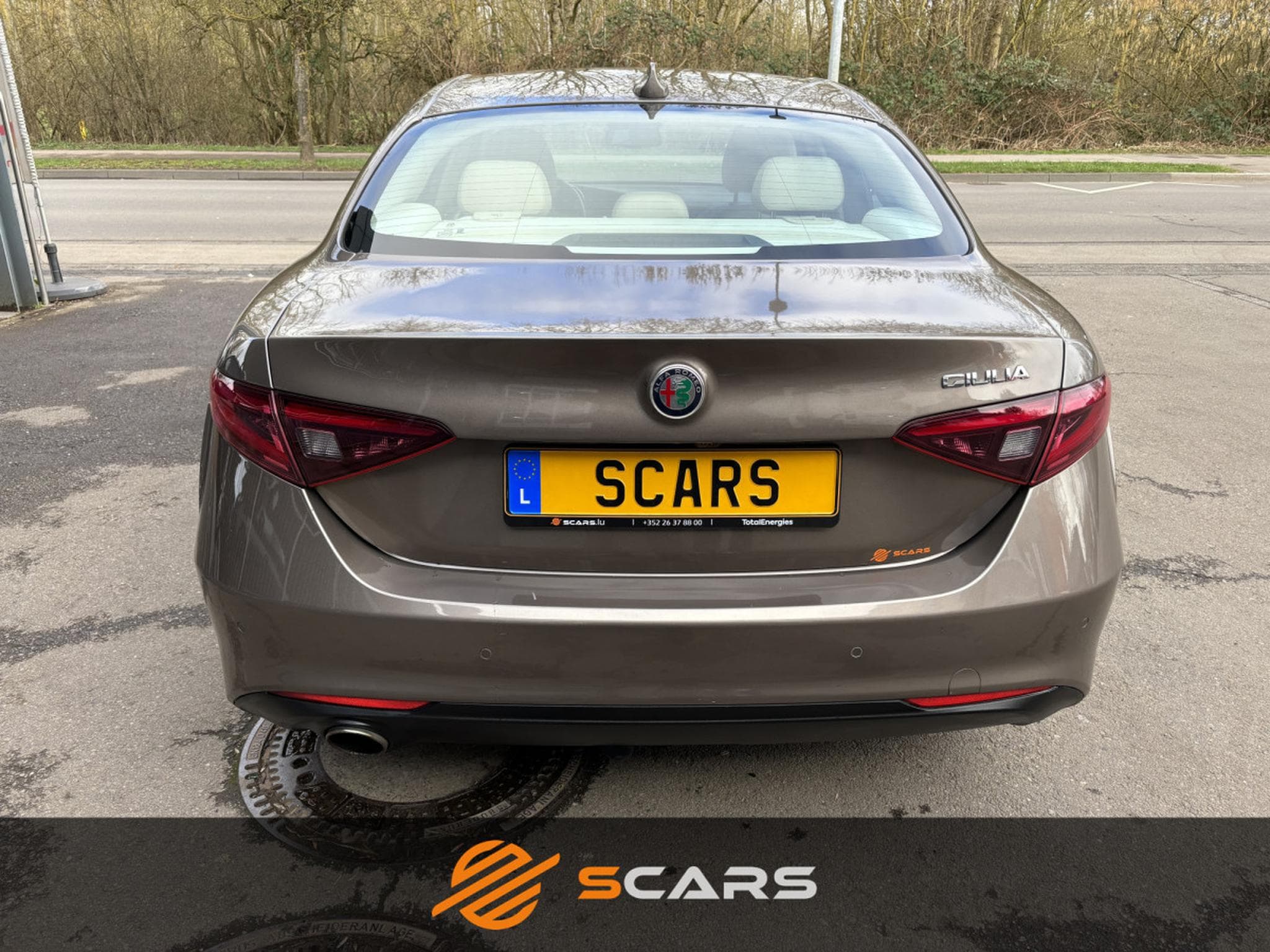 Alfa-Romeo Giulia 2.0 Super 200cv AT8 (2017) - Photo 5