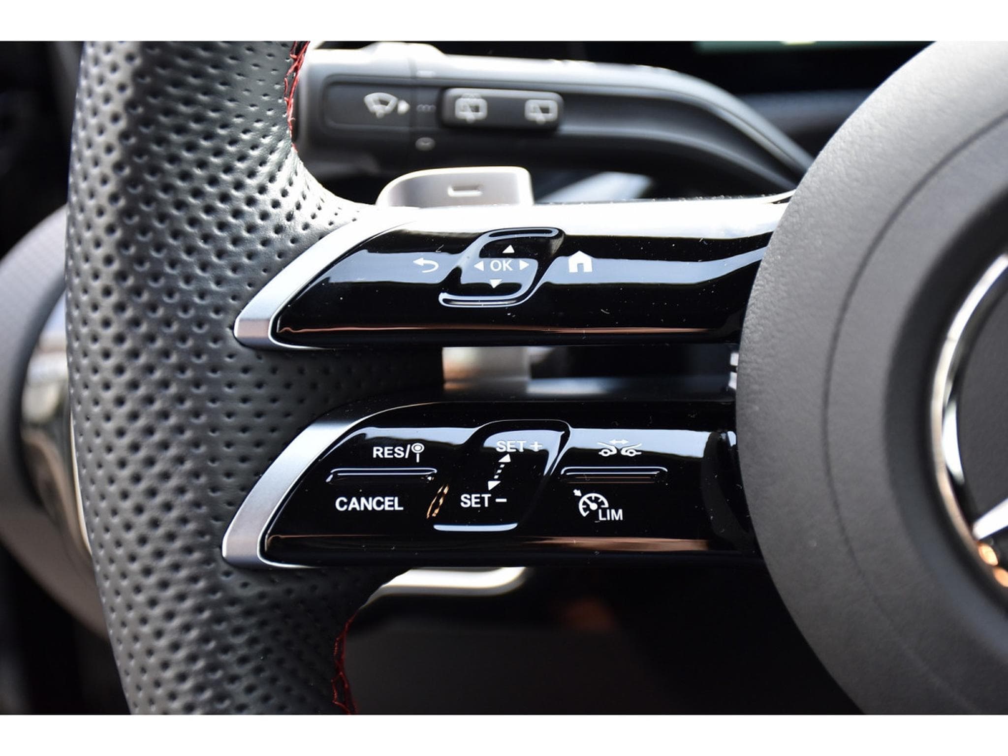 Mercedes A 200 AMG Line 7G-Tronic GPS LANE CAM PARK KEYLESS 1° MAIN (2025) - Foto 20