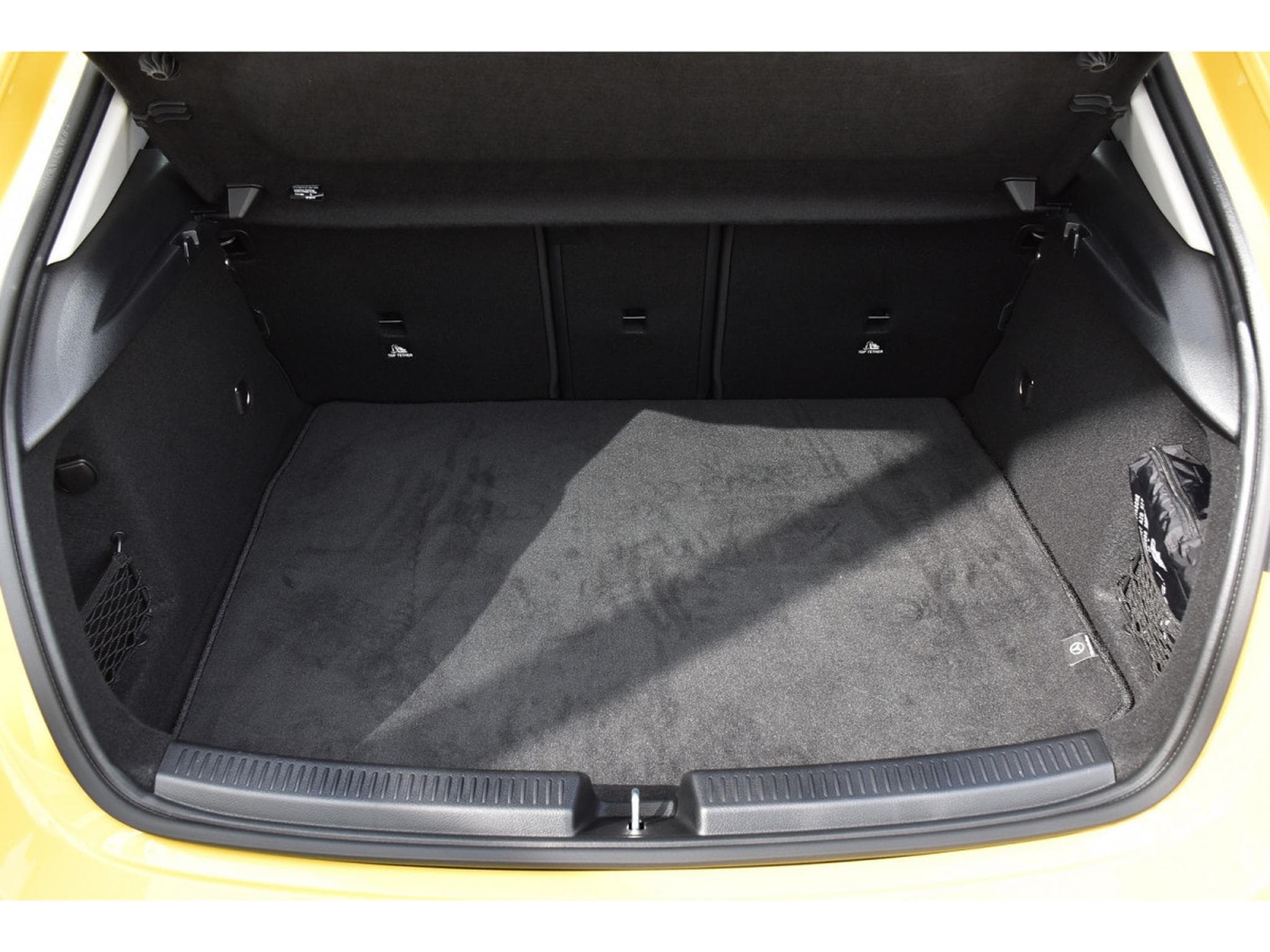 Mercedes A 200 d Progressive 8G-DCT TISSU-CUIR GPS CAM P.NIGHT 1° MAIN (2024) - Foto 24