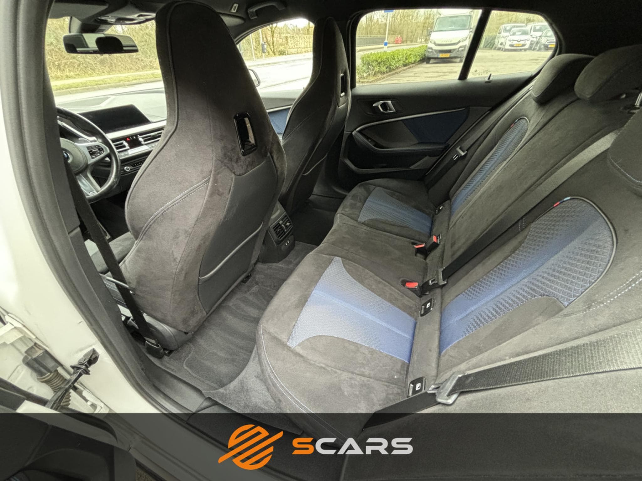 BMW M135 XDrive 306cv AéroKit Pack M (2019) - Photo 10