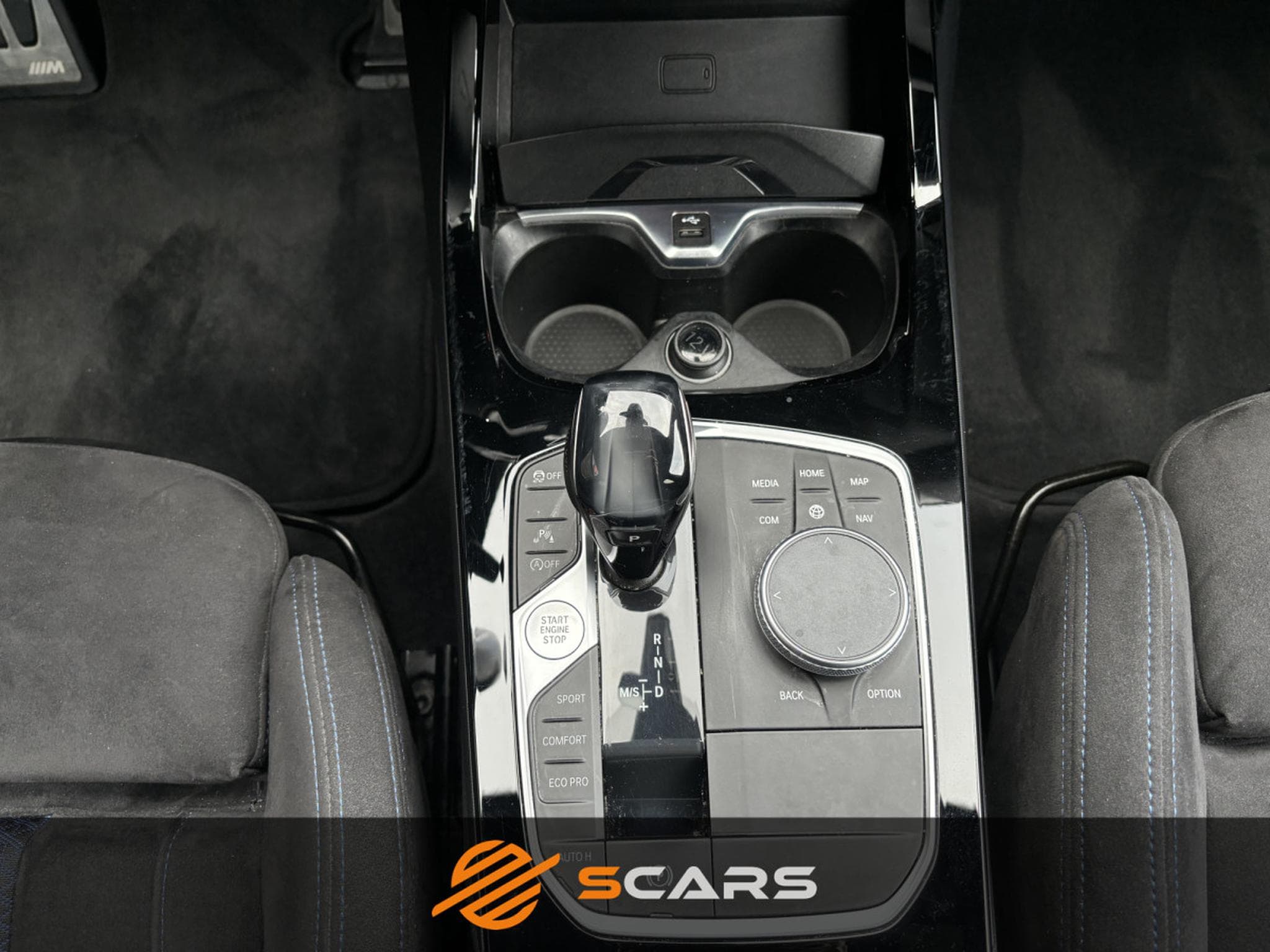 BMW M135 XDrive 306cv AéroKit Pack M (2019) - Photo 15