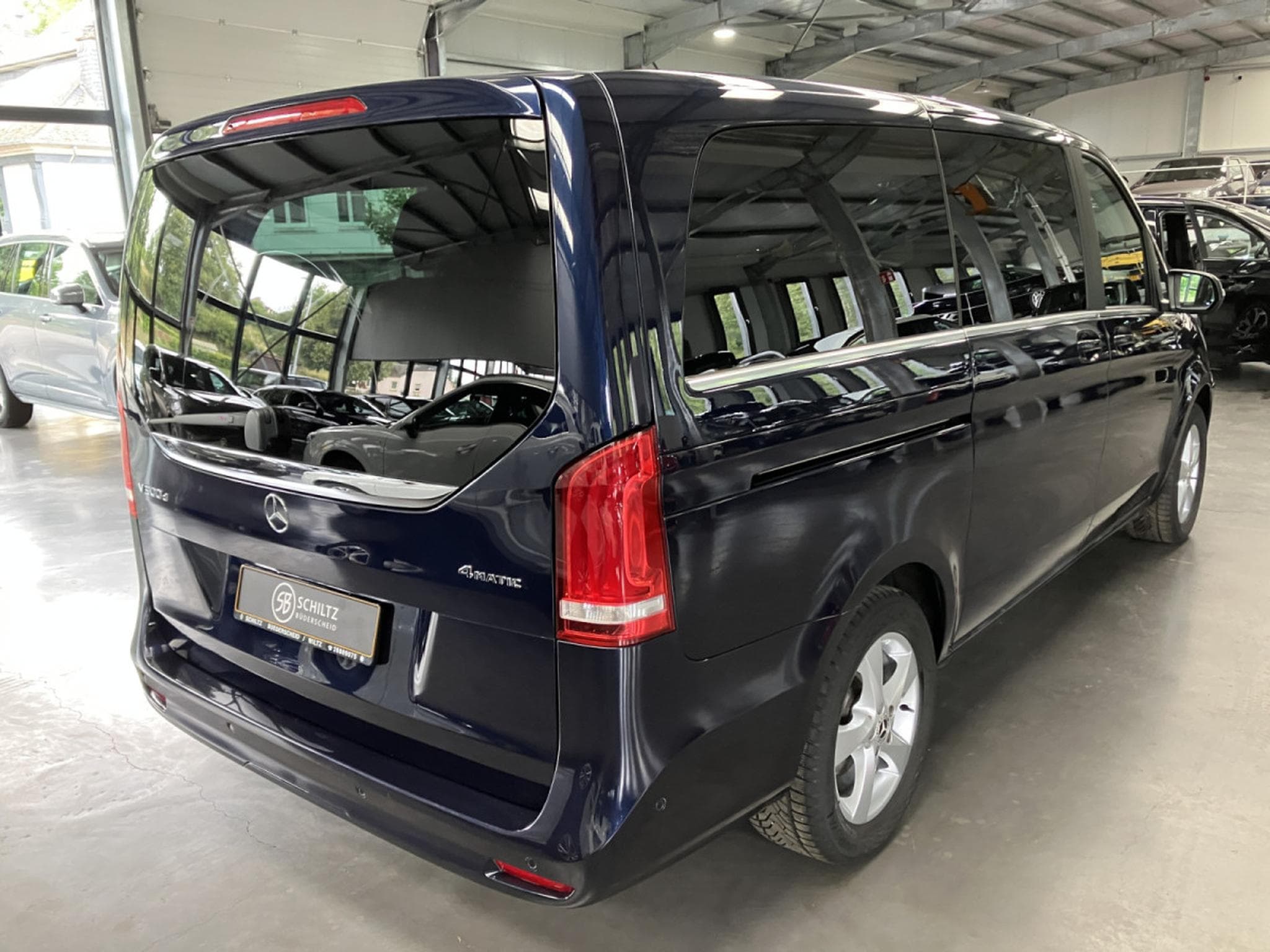 Mercedes V 300 4 MATIC 9GTronic (2021) - Photo 3