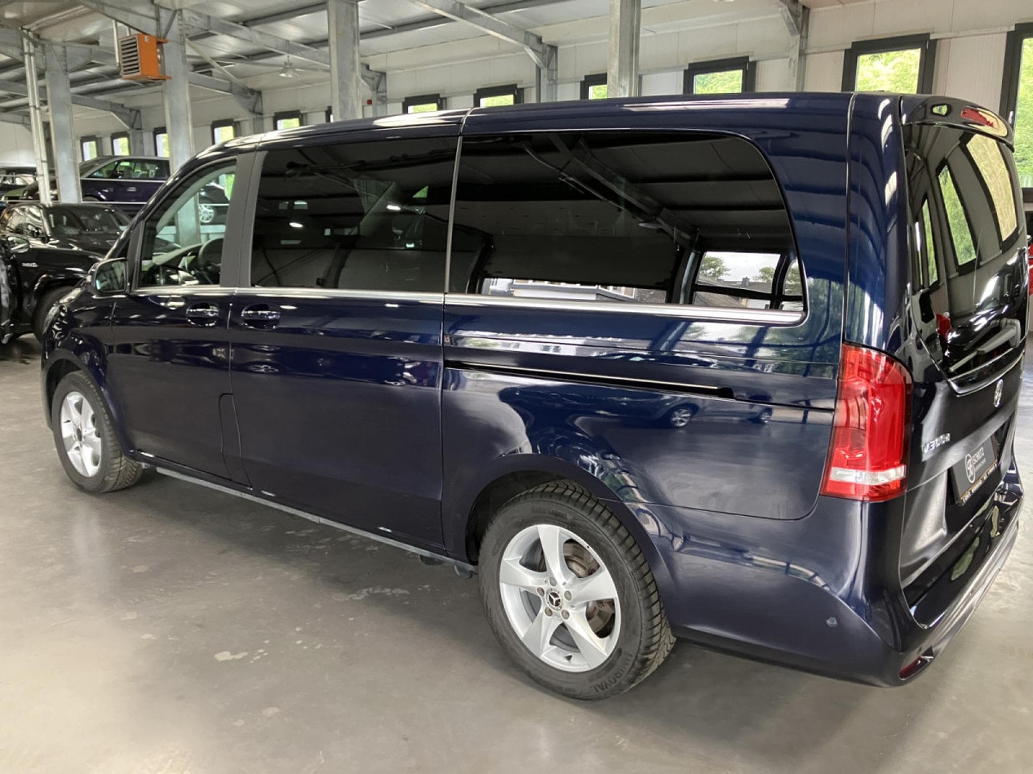 Mercedes V 300 4 MATIC 9GTronic (2021) - Photo 5