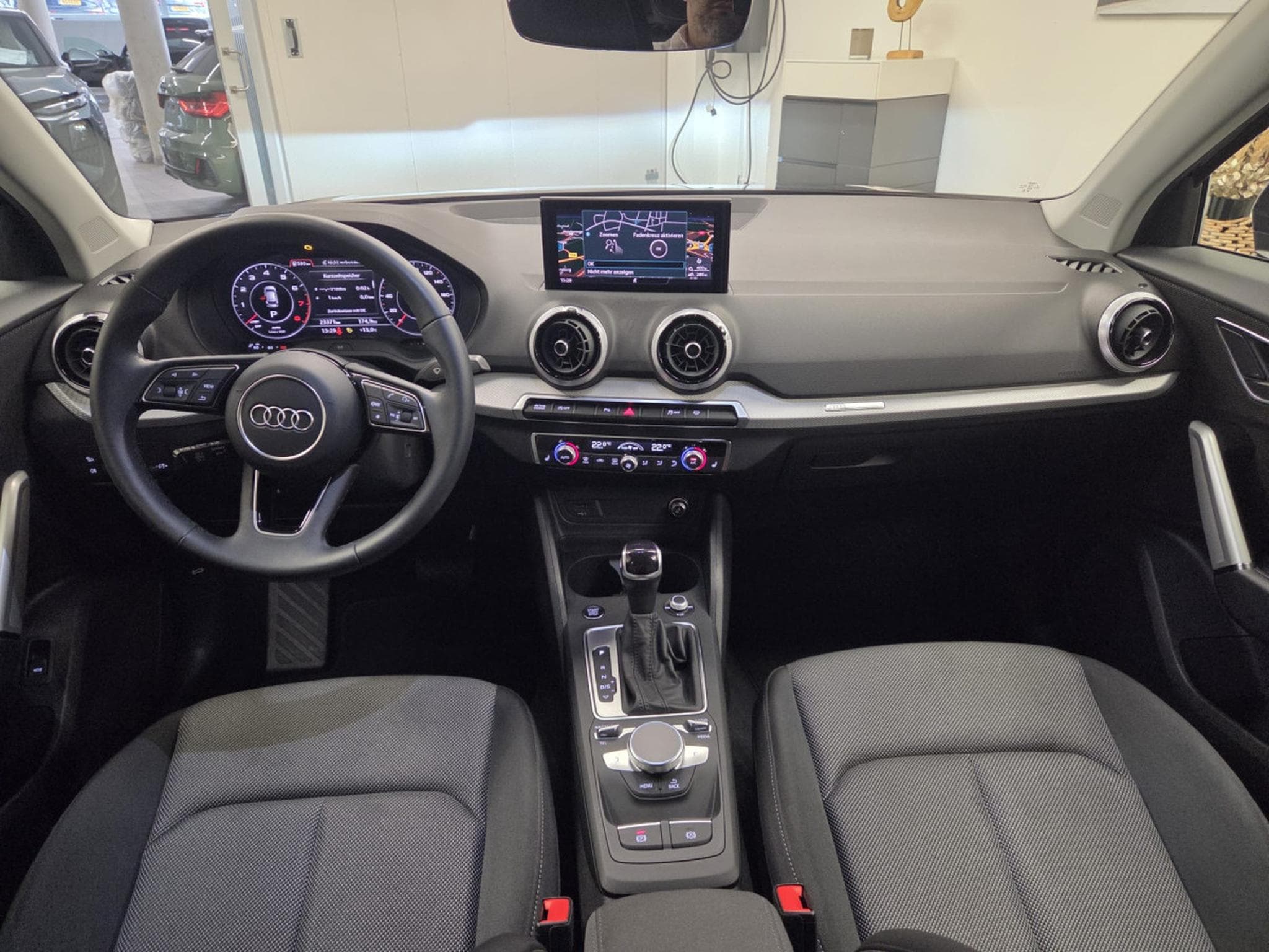 Audi Q2 S line 150 CV / 110 kW S troinc (2023) - Photo 5