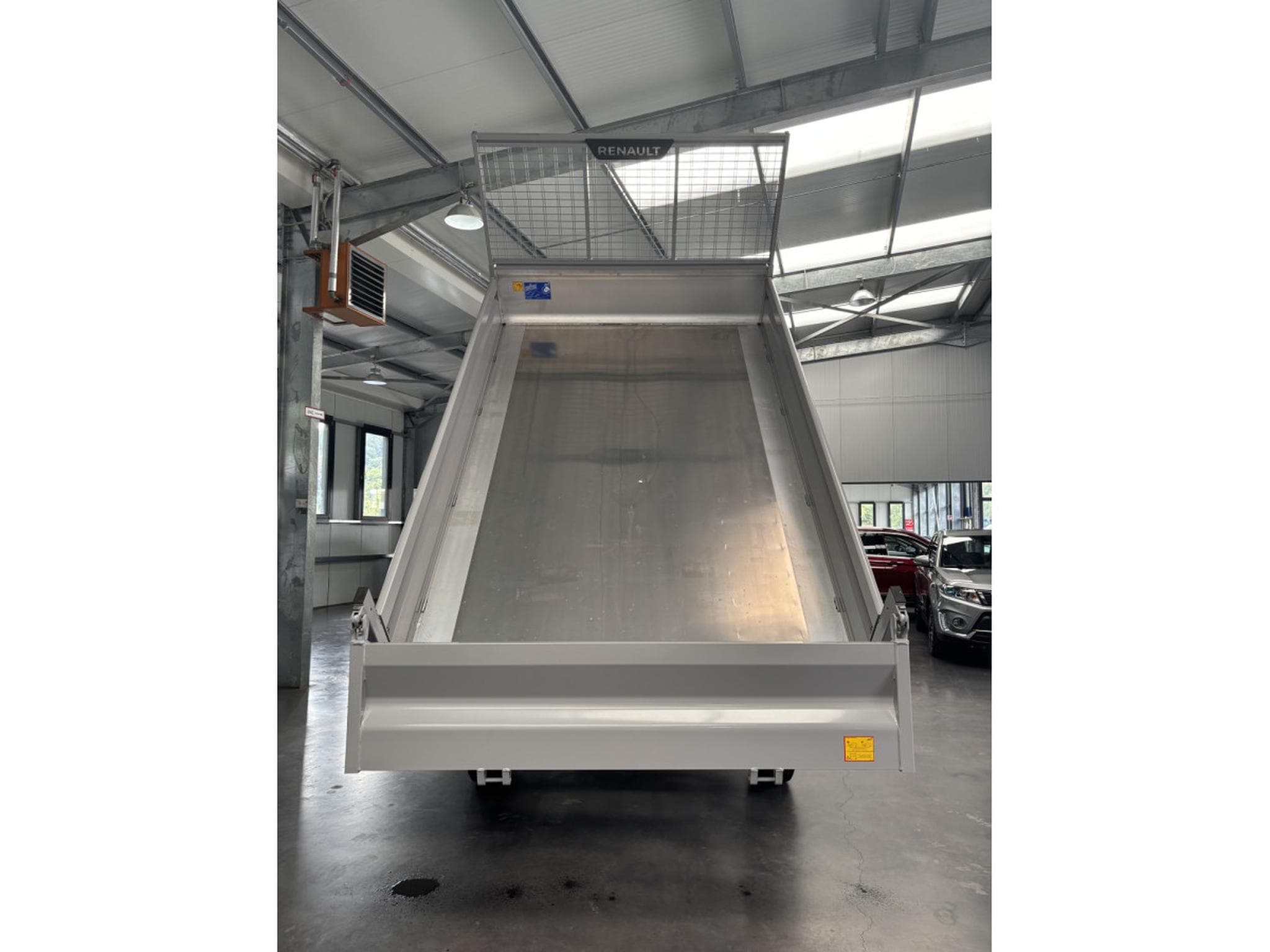 Renault Master 2.0 dCi 150ch BENNE BASCULANTE (2026) - Photo 13