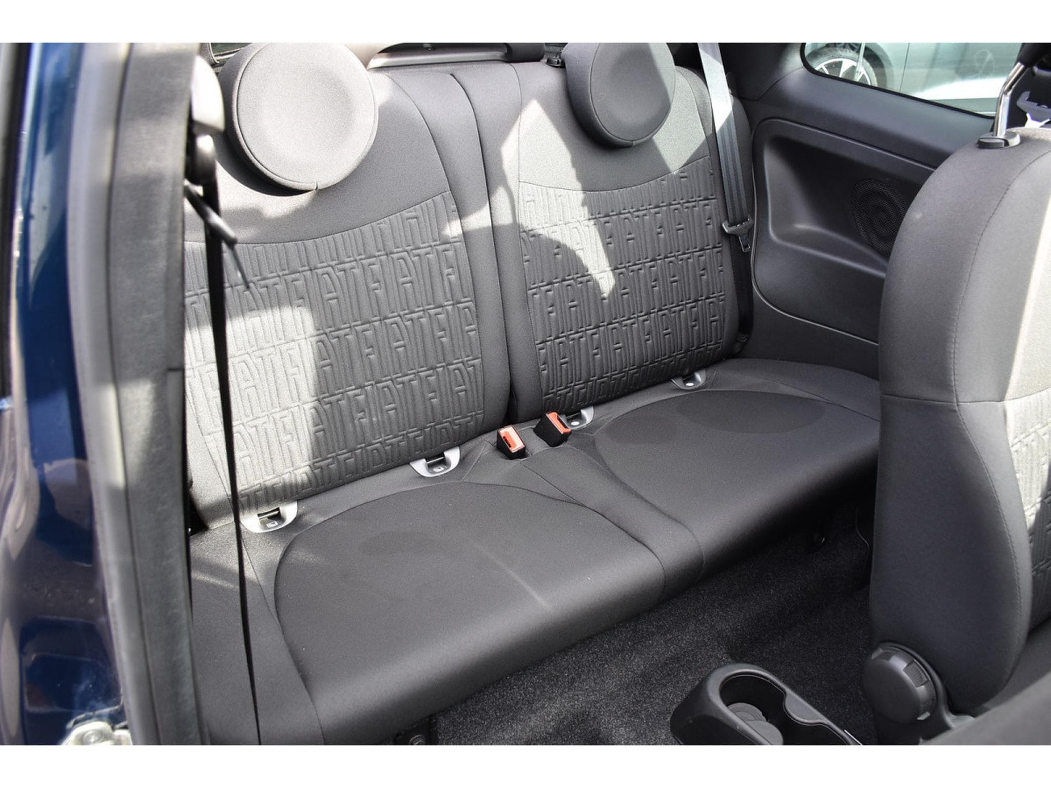 Fiat 500 C 1.0 Hybrid REGUL PDC 1° MAIN (2023) - Photo 10