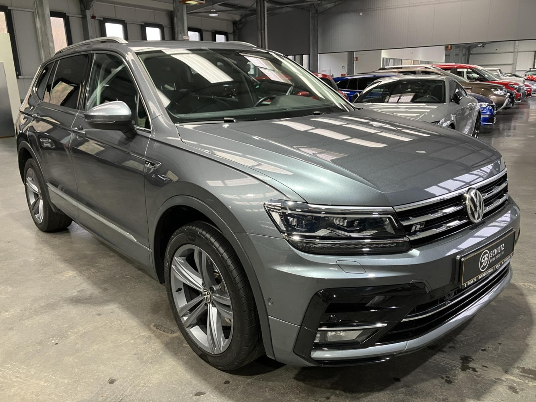 VW Tiguan 2.0 TDI 4Motion 7 Seats (2022) - Photo 1