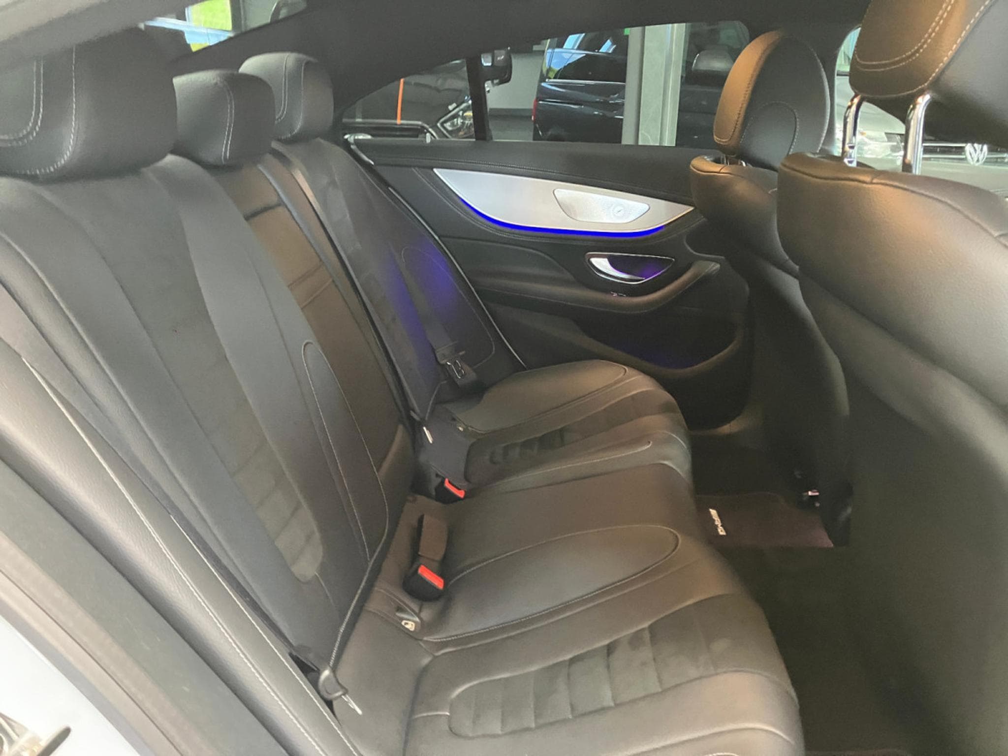 Mercedes CLS 300 Coupé AMG-Line (2019) - Photo 13