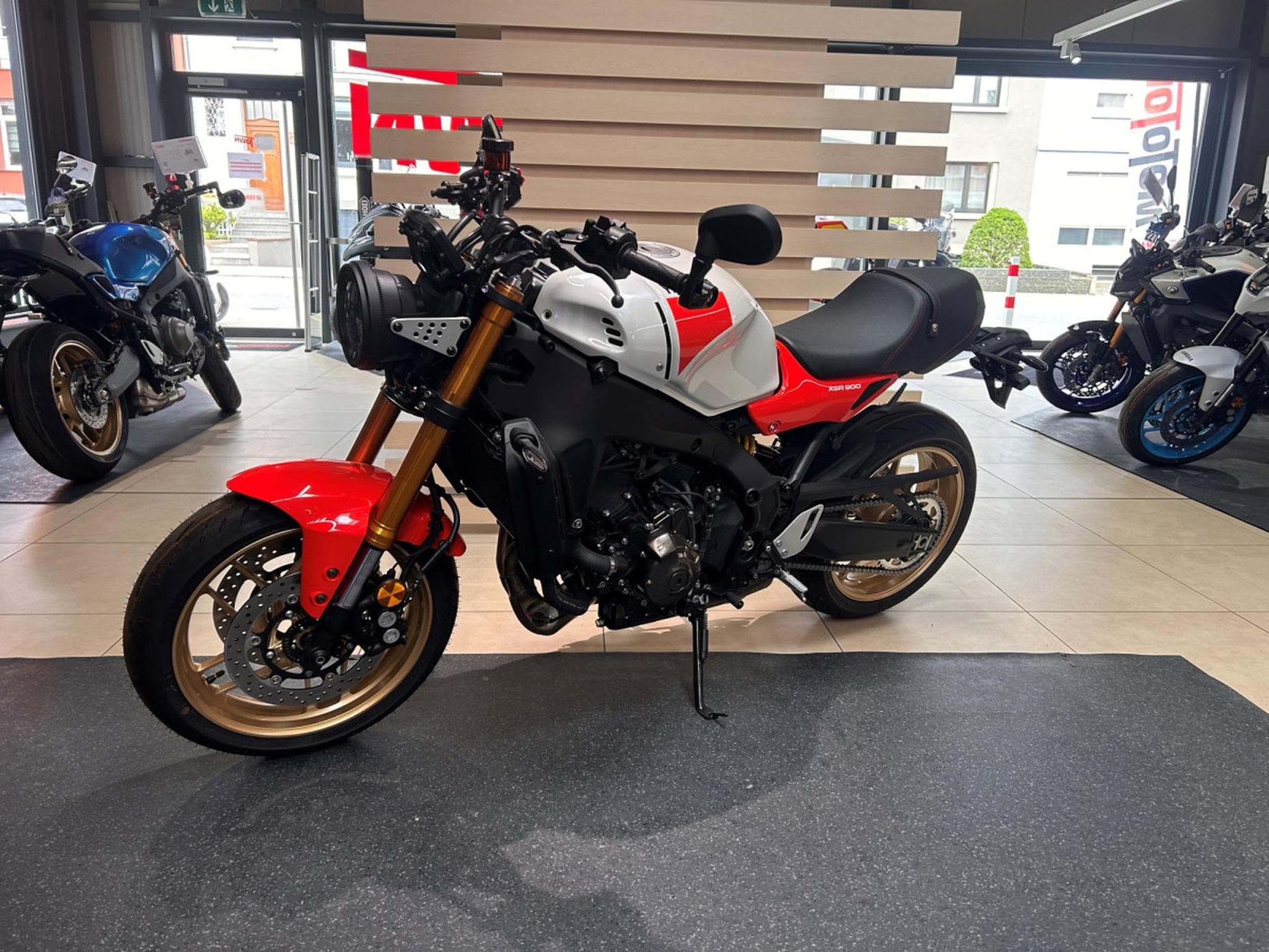 Yamaha XSR Legend Red (2024) - Foto 1