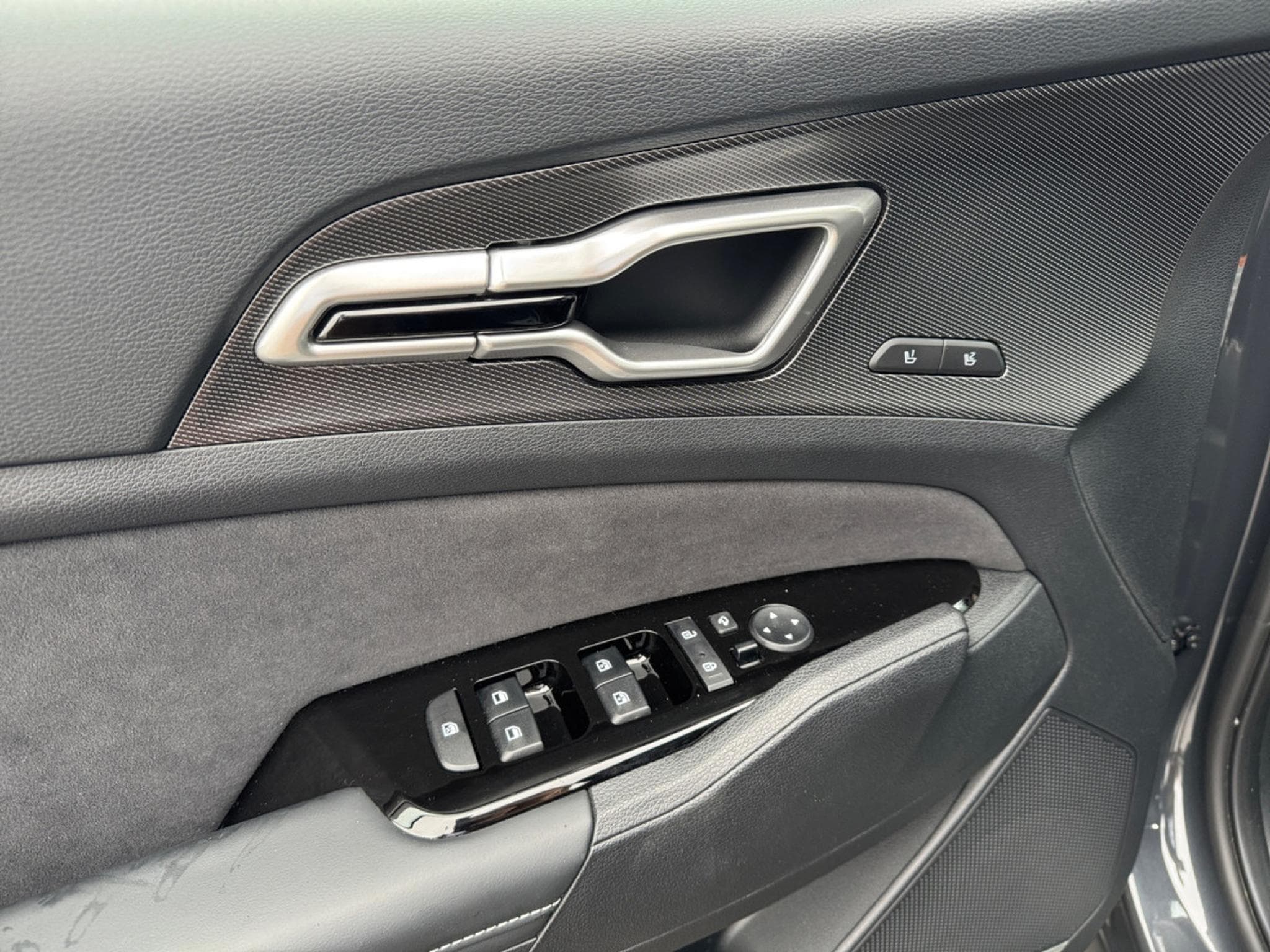 Kia Sportage GT Line 1.6 T-GDi 48V 7DCT (2025) - Foto 11