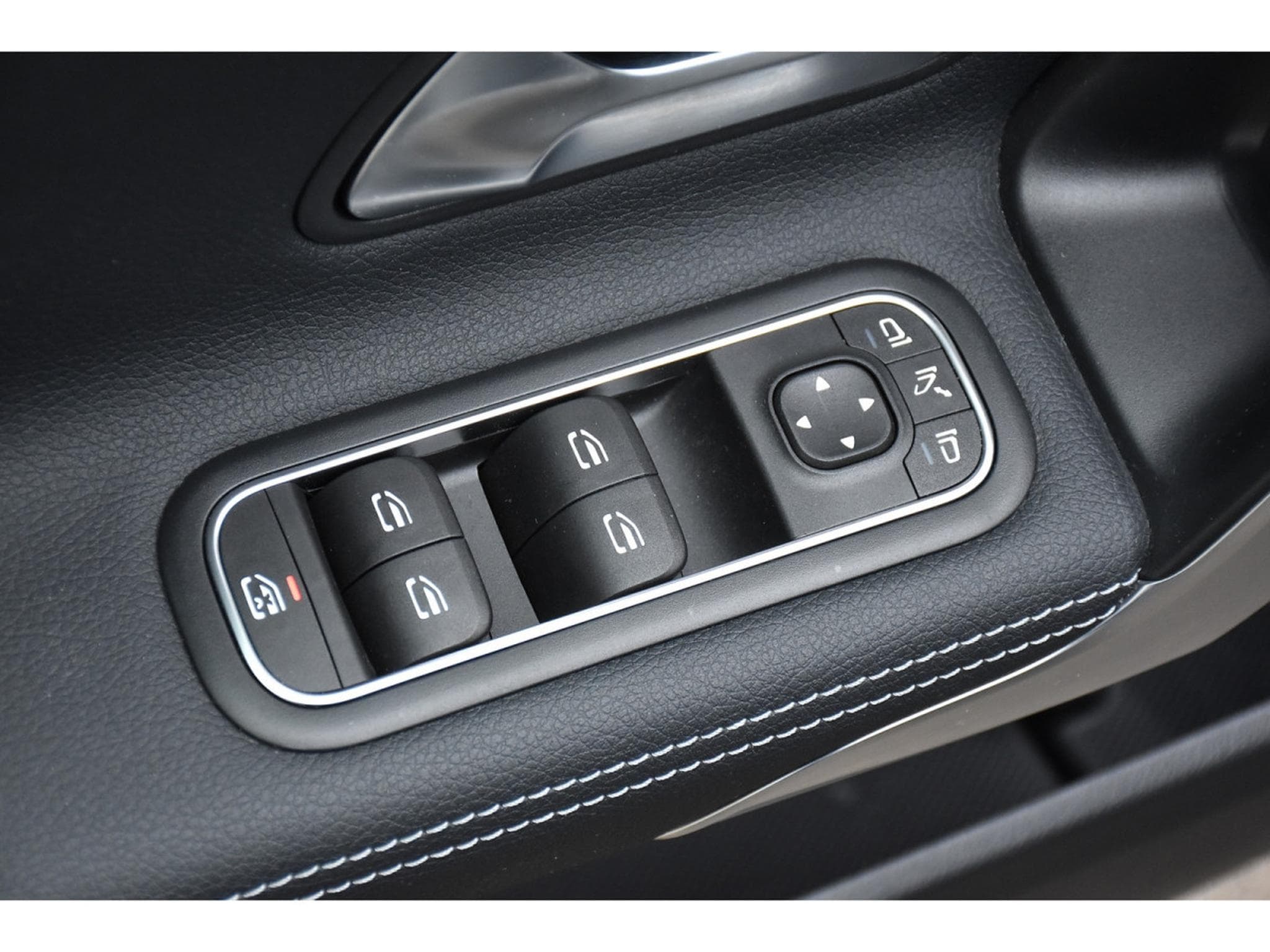 Mercedes A 180 CDI Progressive 8G-DCT CUIR GPS LANE CAM 1° MAIN (2024) - Foto 22