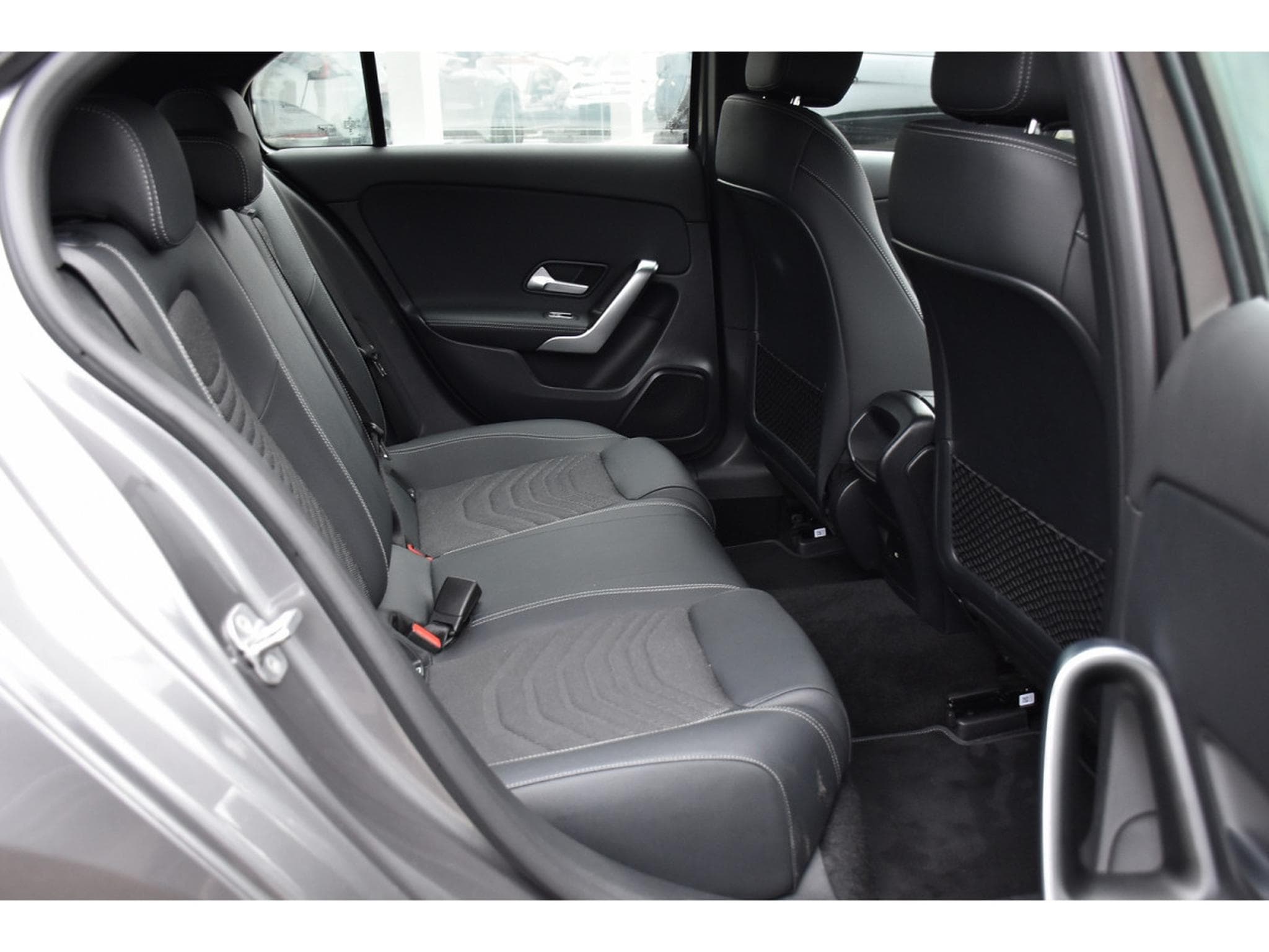 Mercedes A 180 CDI Progressive 8G-DCT CUIR GPS LANE CAM 1° MAIN (2024) - Foto 8