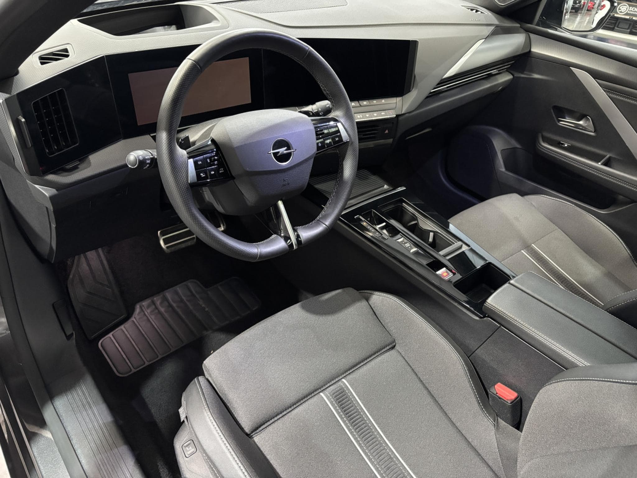 Opel Astra 1.5 GS Autom (2024) - Foto 10