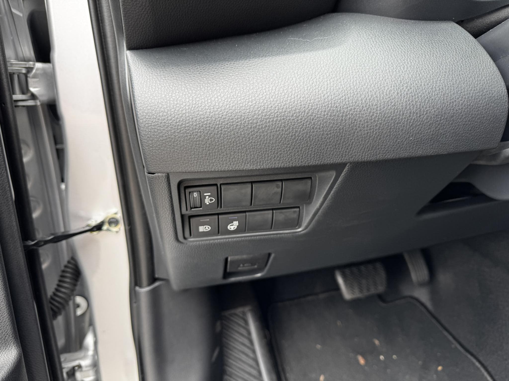 Mazda 2 Homura 1.5L VVT-i 116 ch (2025) - Photo 11