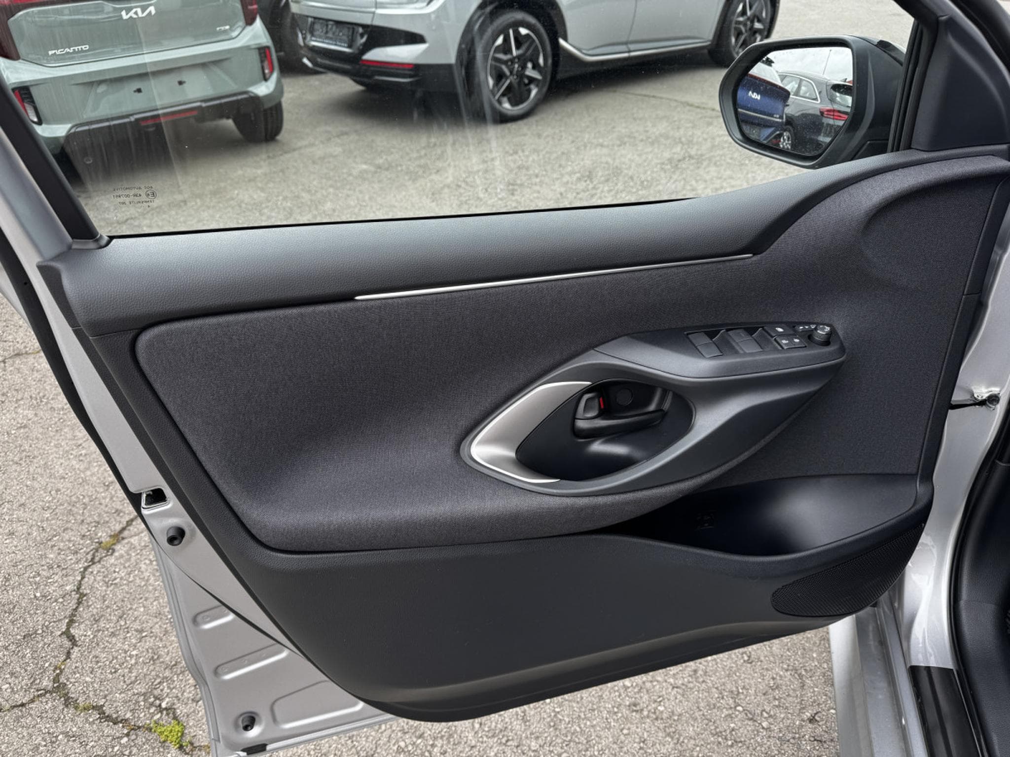 Mazda 2 Homura 1.5L VVT-i 116 ch (2025) - Photo 8