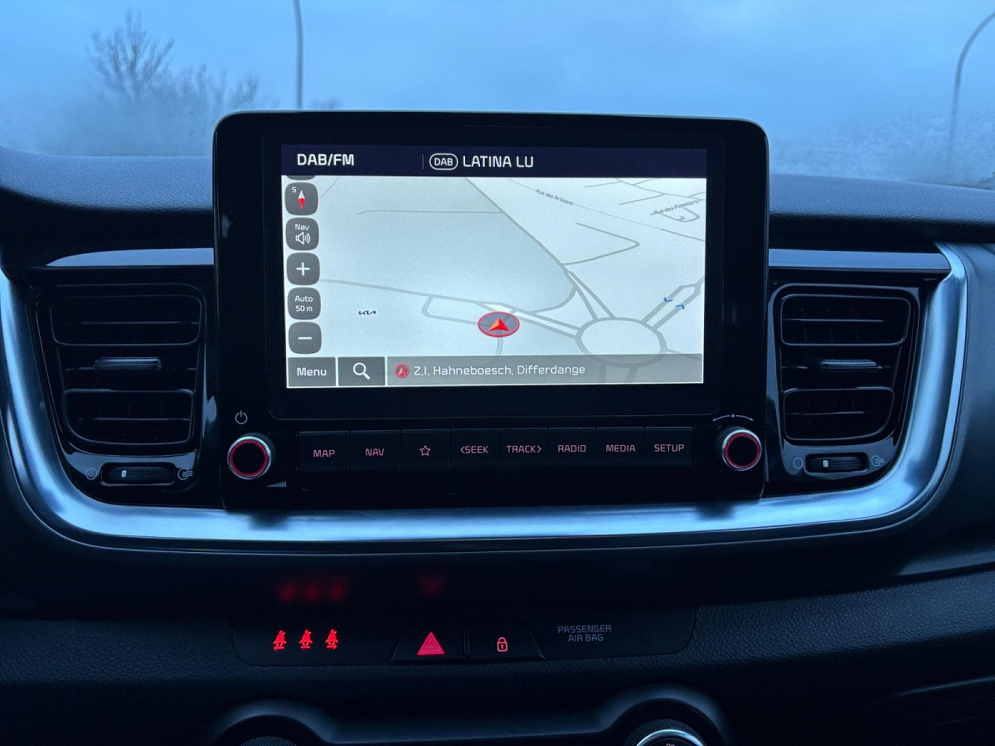 Kia Stonic Pulse 1.0T ISG (2024) - Foto 21