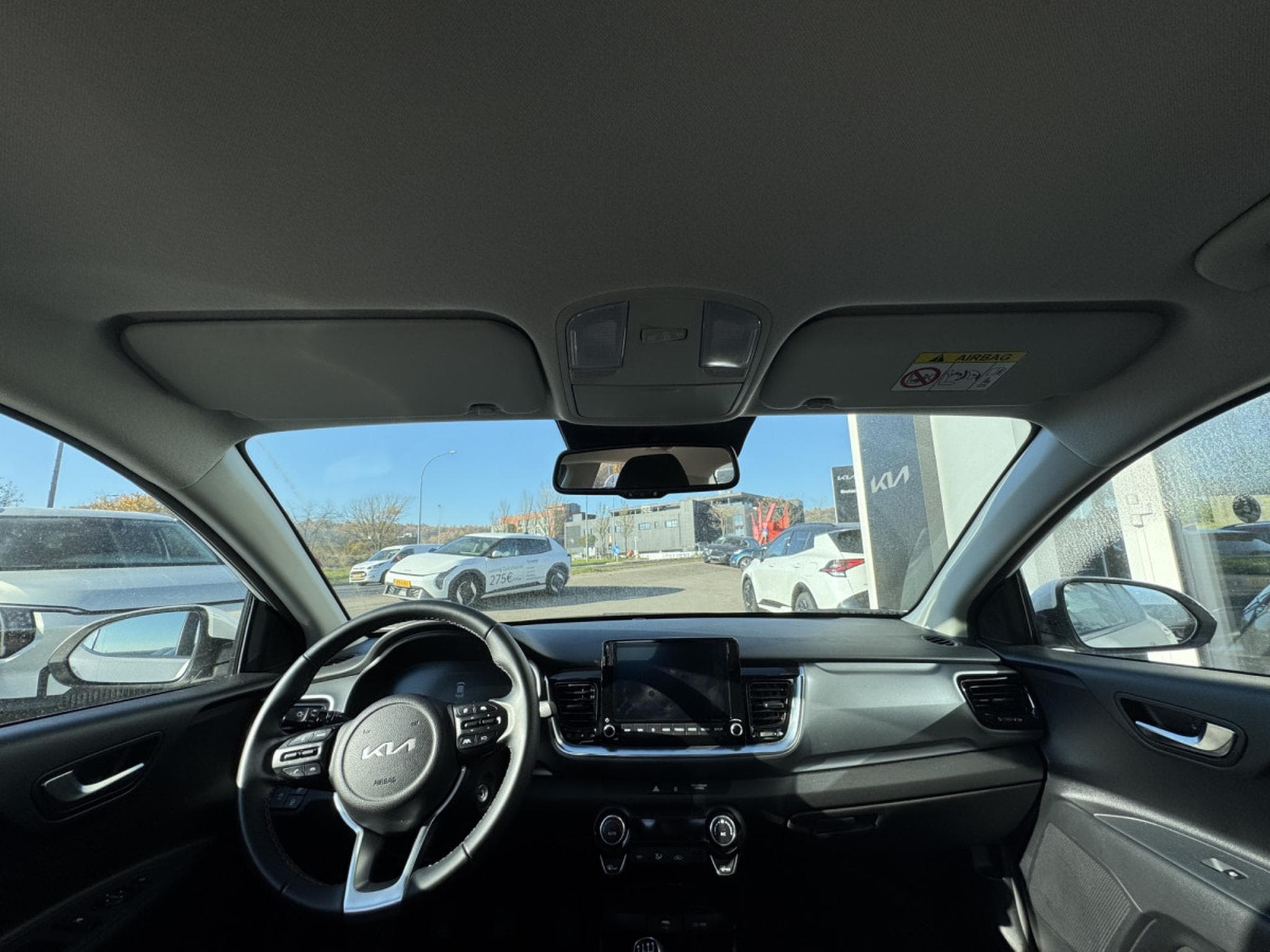 Kia Stonic Pulse 1.0T ISG (2024) - Foto 12