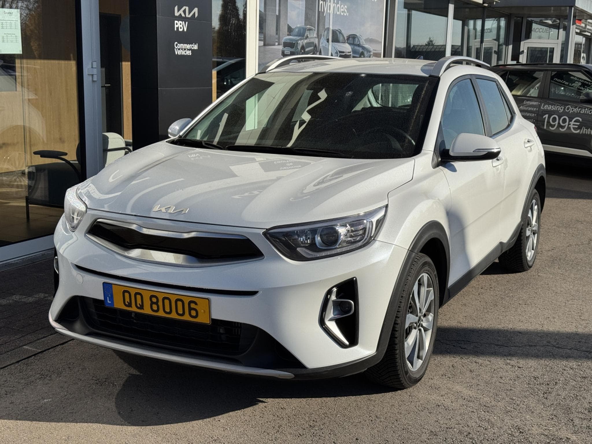 Kia Stonic Pulse 1.0T ISG (2024) - Foto 2