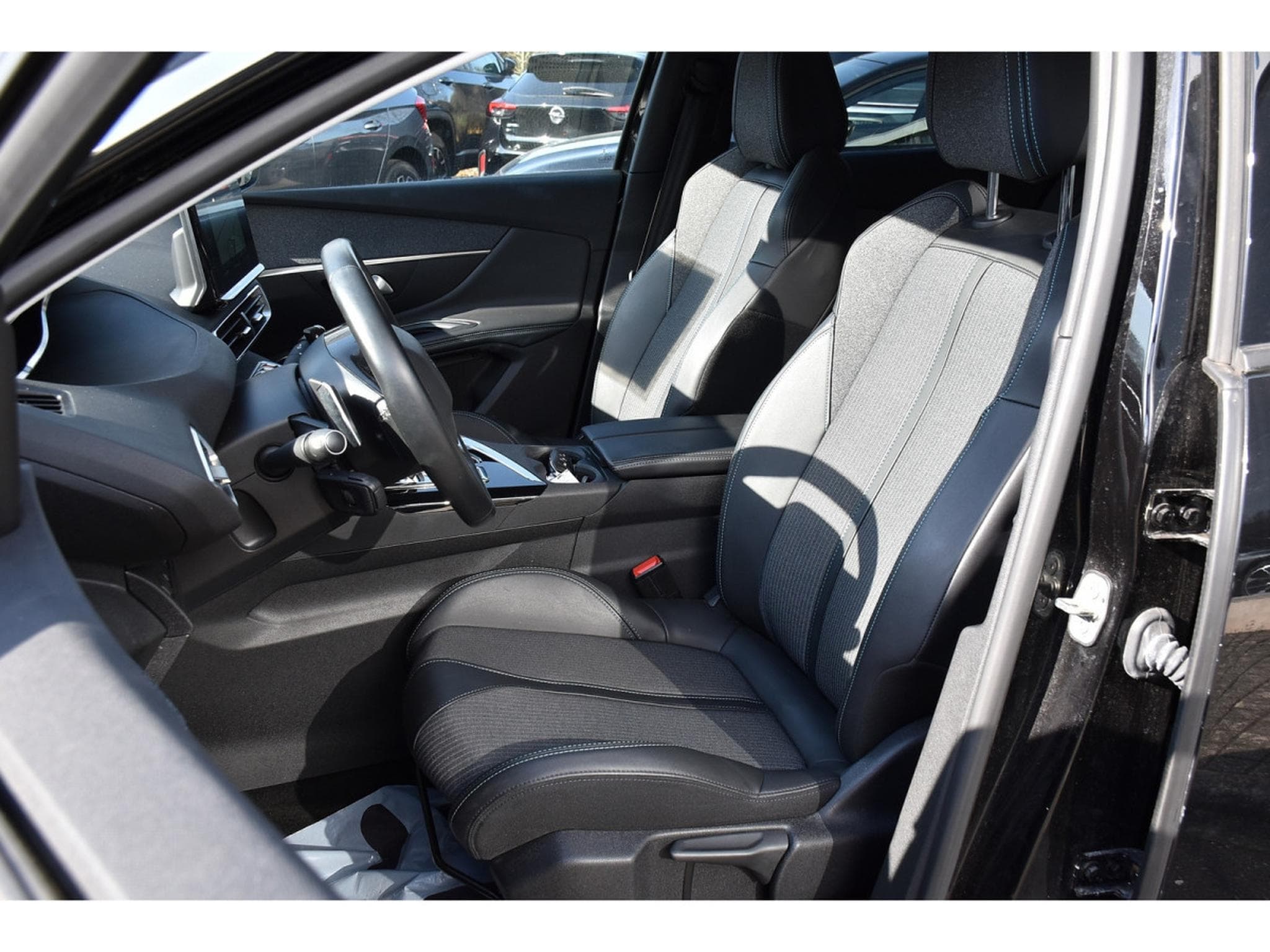 Peugeot 3008 1.6 Hybrid PHEV 180 Allure e-EAT8 ACC LANE SIDE CAM 1° MAIN (2022) - Photo 6