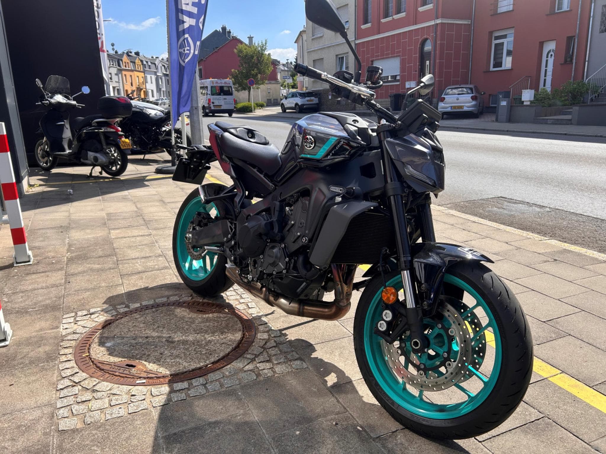 Yamaha MT09 Y-AMT (2025) - Foto 4