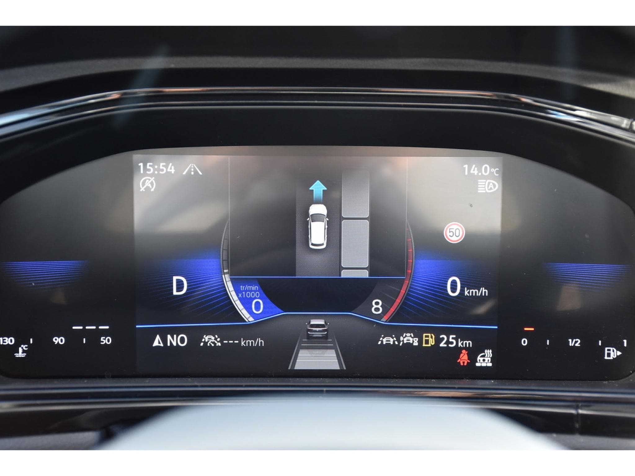 VW T-Roc Cabrio 1.5 TSI R-Line DSG ACC TRAVEL SIDE KEYLESS PARK 1° M. (2025) - Photo 16