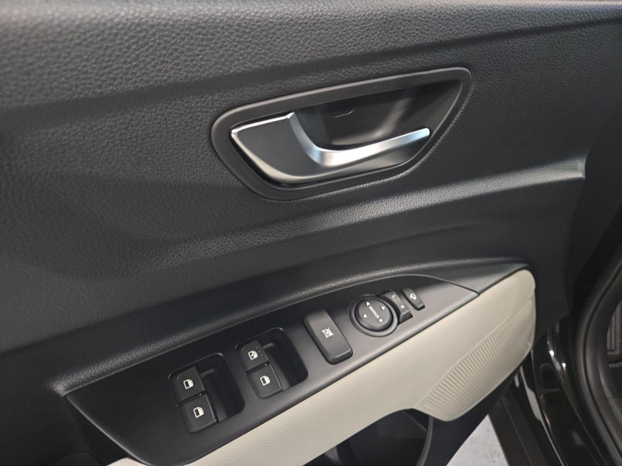 Kia Stonic GT Line 1.0 T-GDI MHEV 115 DCT (2026) - Photo 14